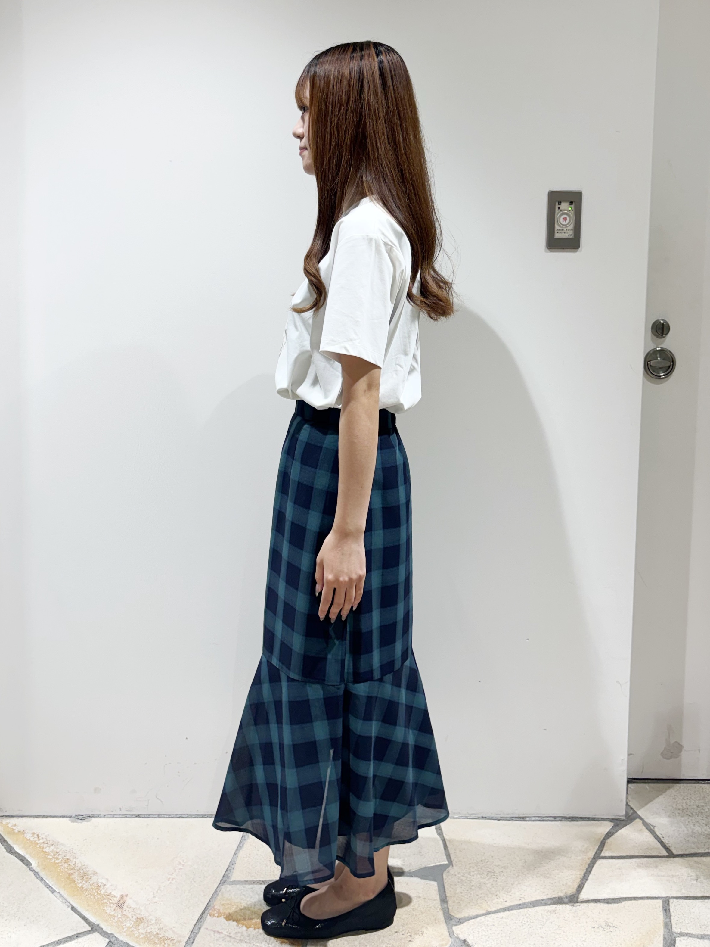 みあたんさんの「index｜【UV】フラワープリントTシャツ≪洗濯機OK／接触冷感≫」を使ったコーディネート