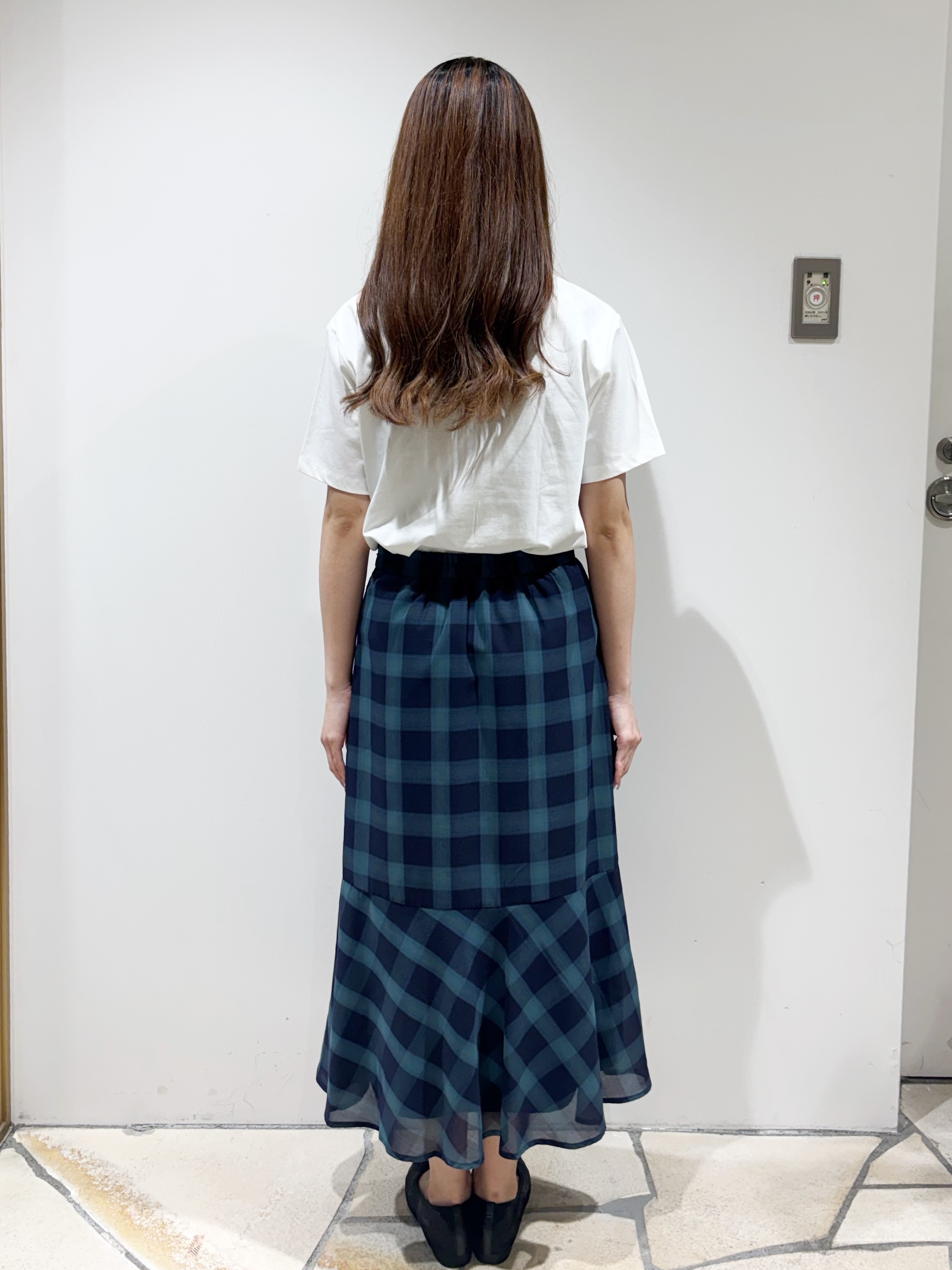 みあたんさんの「index｜【UV】フラワープリントTシャツ≪洗濯機OK／接触冷感≫」を使ったコーディネート