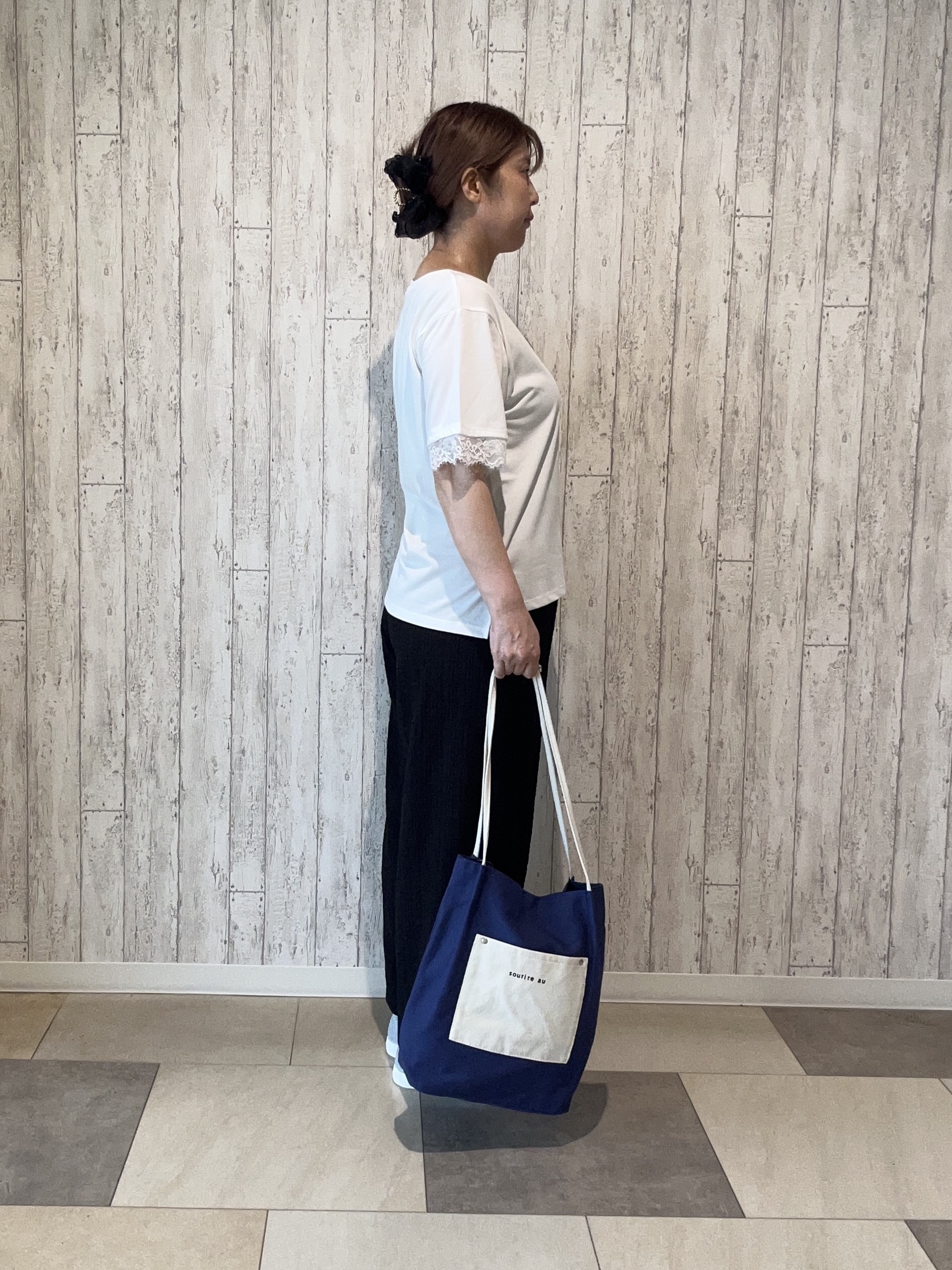 yokoさんの「SHOO･LA･RUE｜【ひんやり/UV/S-LL】柄アソート お袖レースが旬顔 上品に決まる大人Tシャツ」を使ったコーディネート