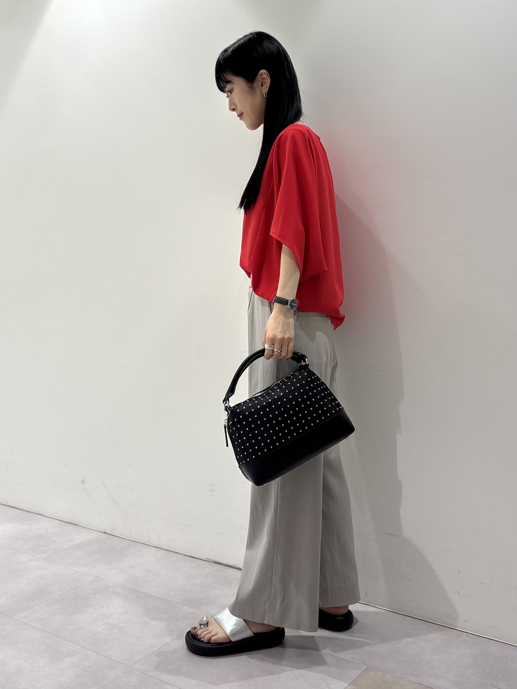 KEIKOさんの「INDIVI｜【UVケア／接触冷感】ジョーゼットドルマンブラウス」を使ったコーディネート