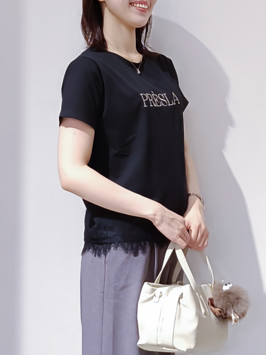 のんさんの「OPAQUE.CLIP｜【接触冷感／UVケア】裾レースロゴTシャツ《洗濯機OK／S-3L》」を使ったコーディネート