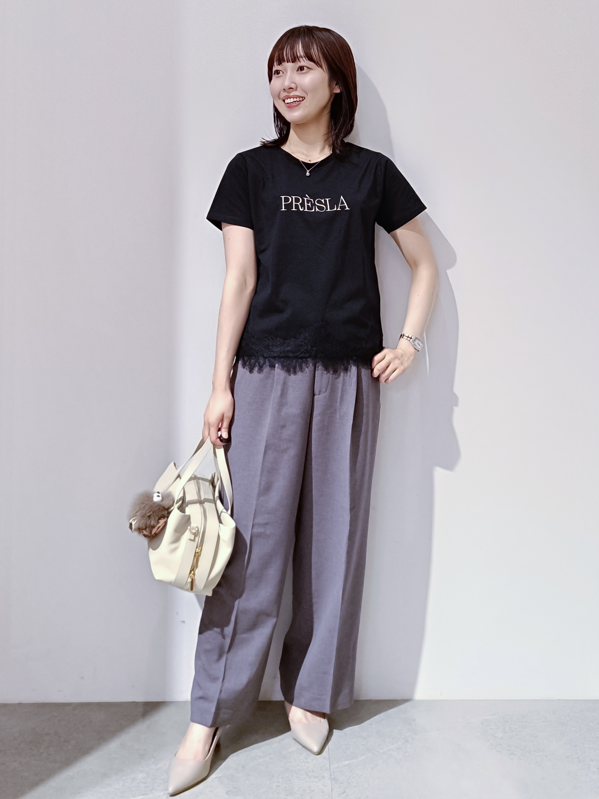 のんさんの「OPAQUE.CLIP｜【接触冷感／UVケア】裾レースロゴTシャツ《洗濯機OK／S-3L》」を使ったコーディネート
