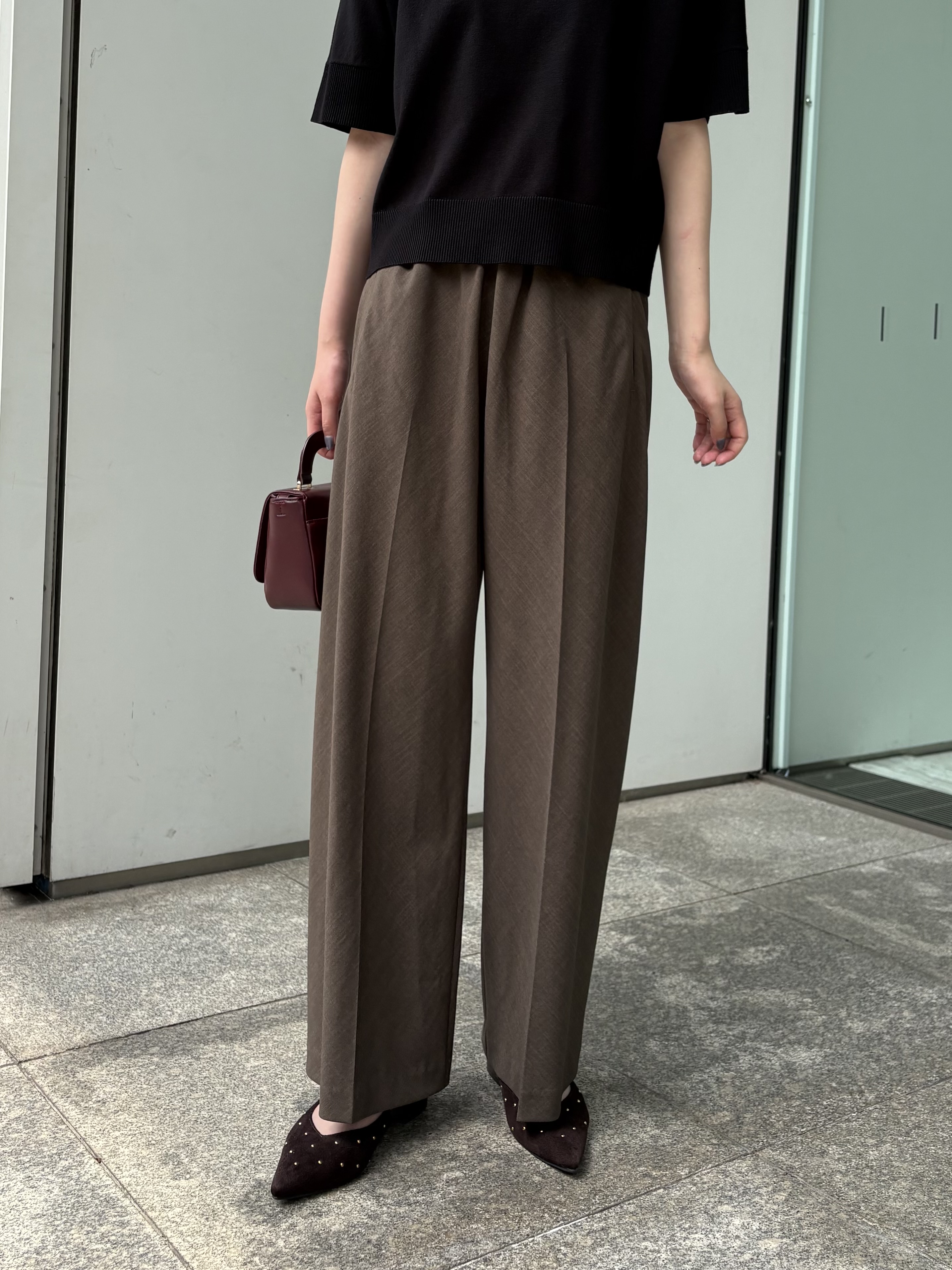 めぐさんの「OPAQUE.CLIP｜【接触冷感／UV】イージーパンツ《洗濯機OK／イージーアイロン》」を使ったコーディネート