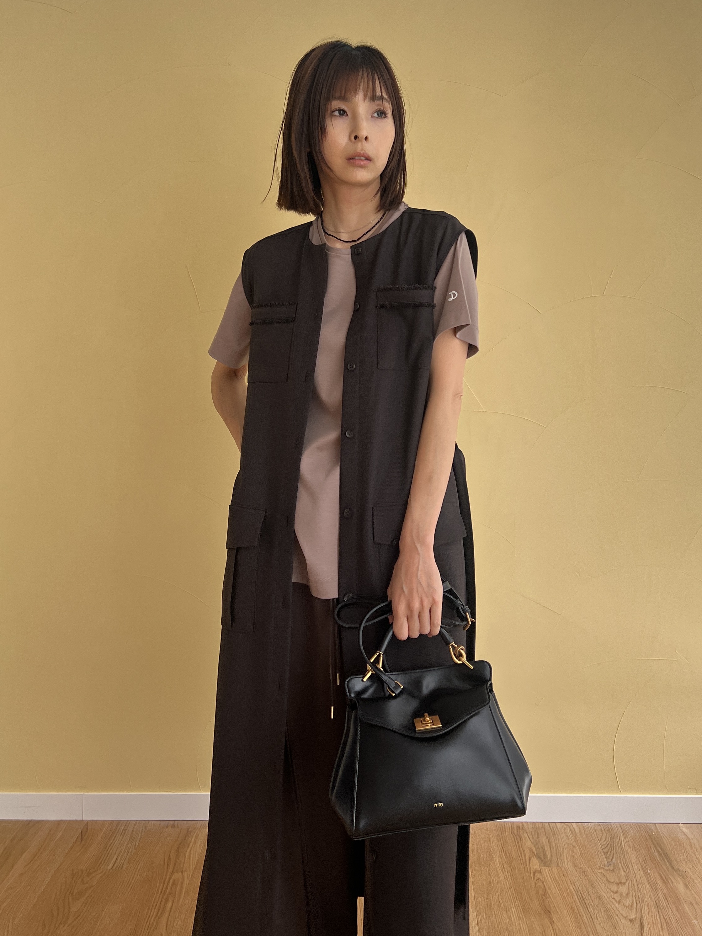 misaさんの「DRESSTERIOR｜◆JW PEI （ジェイダブリュー ペイ） ハンドバッグ」を使ったコーディネート