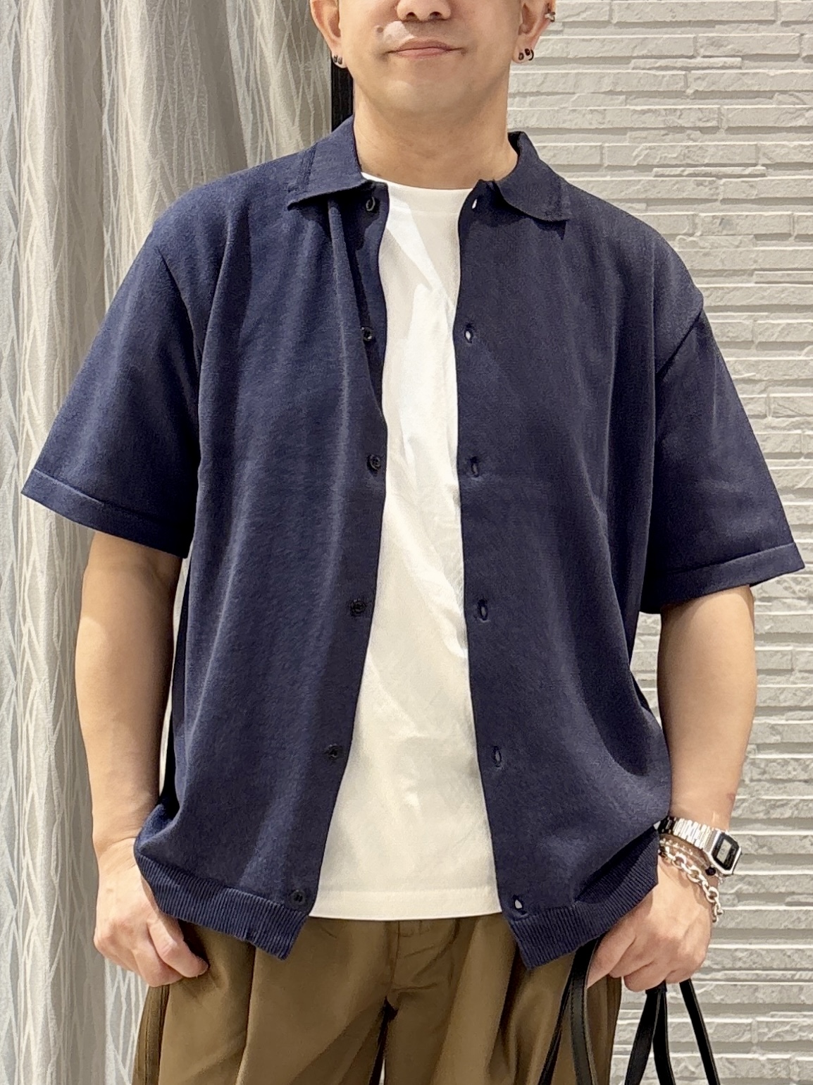 Pーyamaさんの「THE SHOP TK｜【抗菌防臭／UVカット／洗濯機OK】和紙混 半袖ニットシャツ」を使ったコーディネート