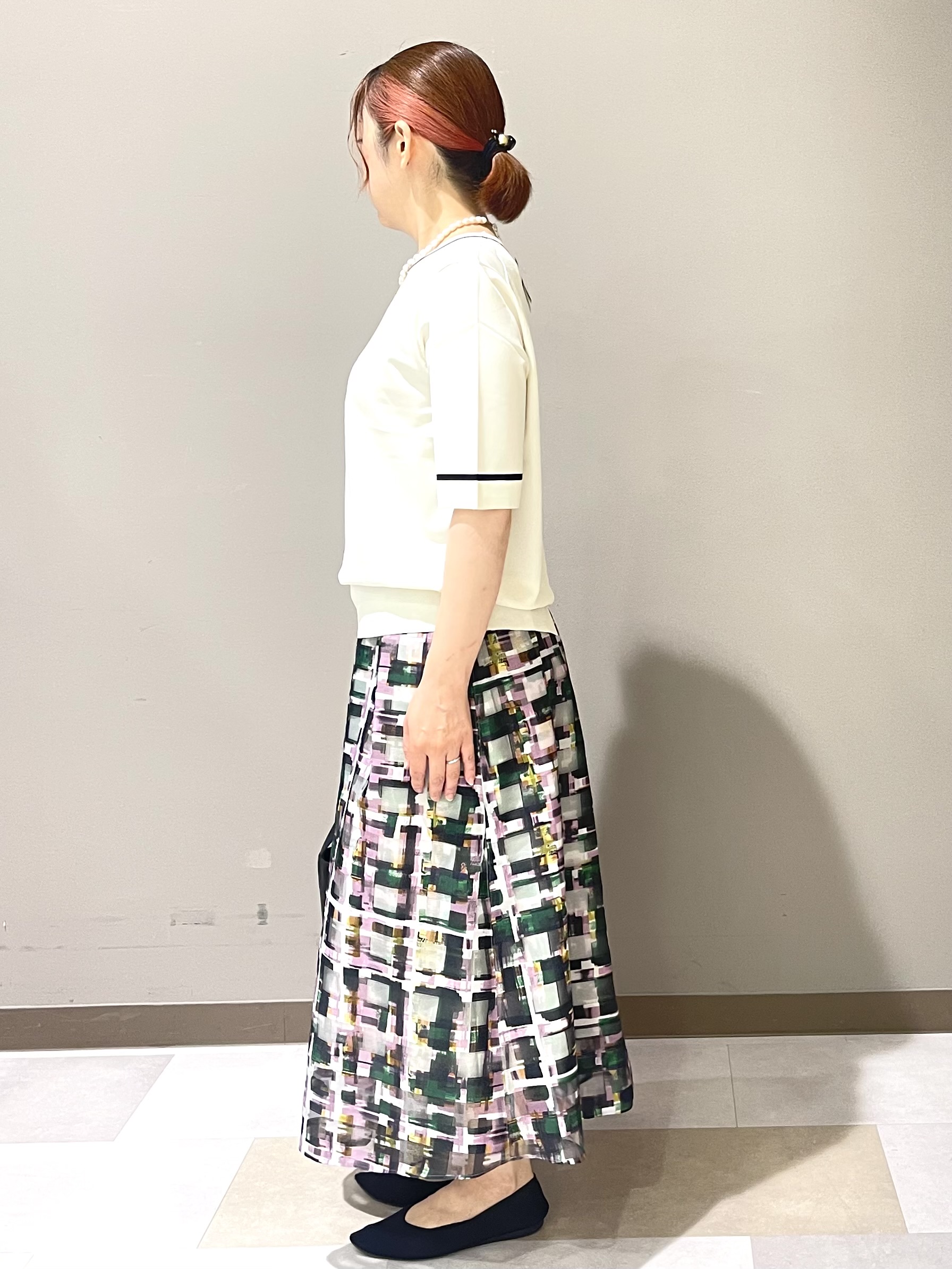 Tomoさんの「UNTITLED｜【アンサンブル可能】コンパクトニットカーディガン」を使ったコーディネート