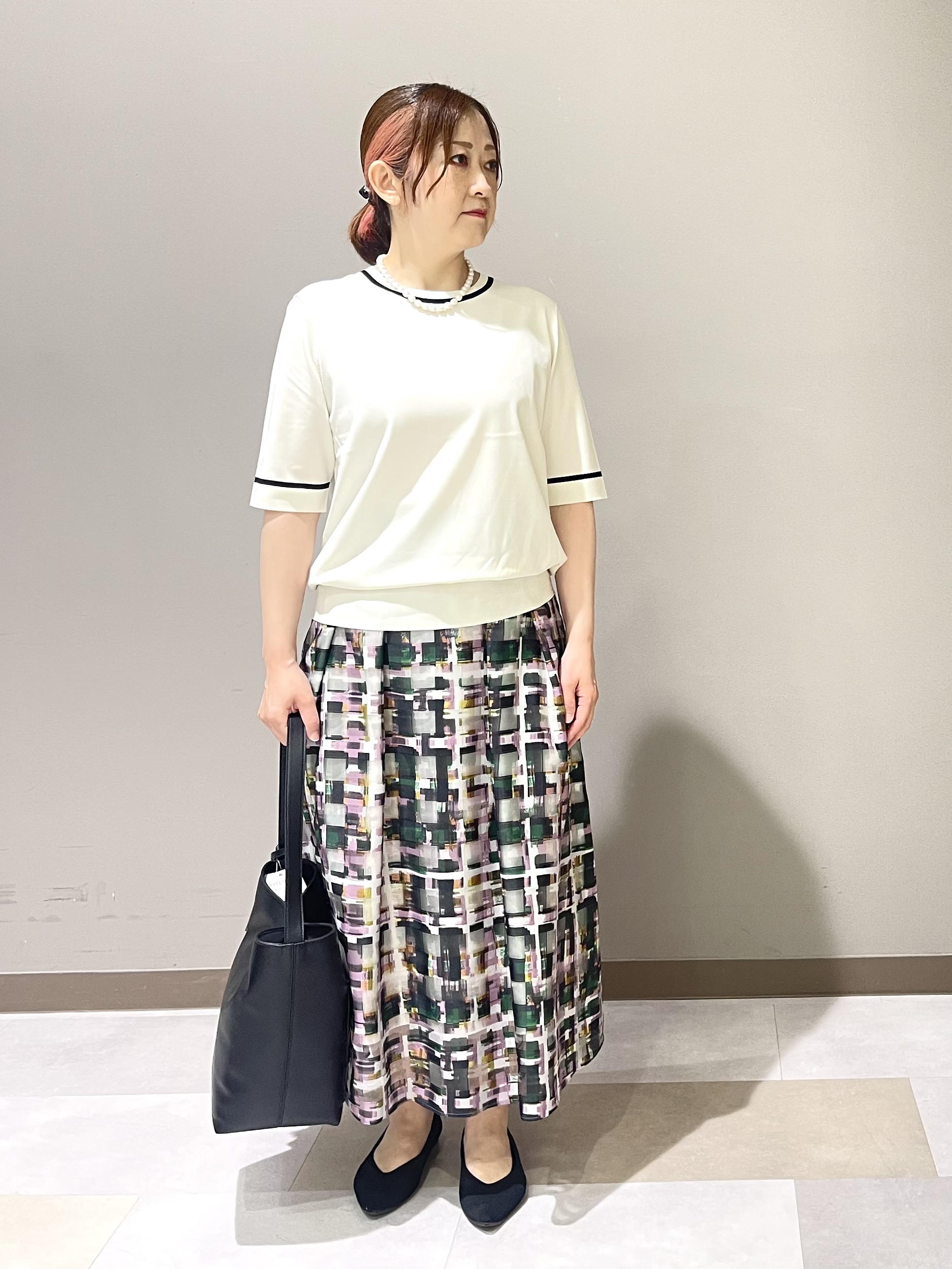 Tomoさんの「UNTITLED｜【アンサンブル可能】コンパクトニットカーディガン」を使ったコーディネート