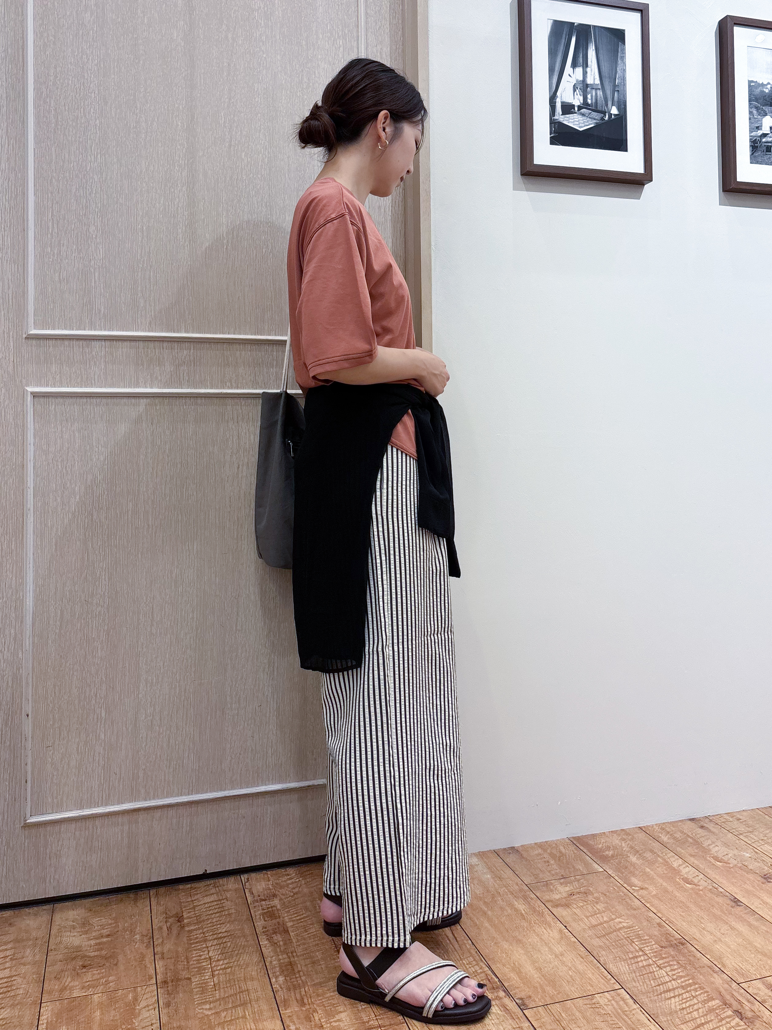 なみさんの「SHOO･LA･RUE｜【洗濯機可】ダブルポケット 楊柳しぼしぼシアーシャツ」を使ったコーディネート