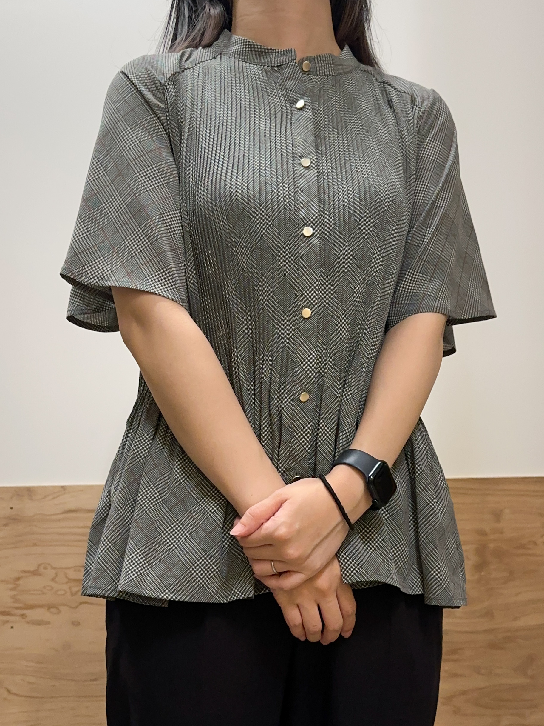 すーさんの「grove｜【体系カバー◎】大人フェミニン消しプリーツブラウス」を使ったコーディネート