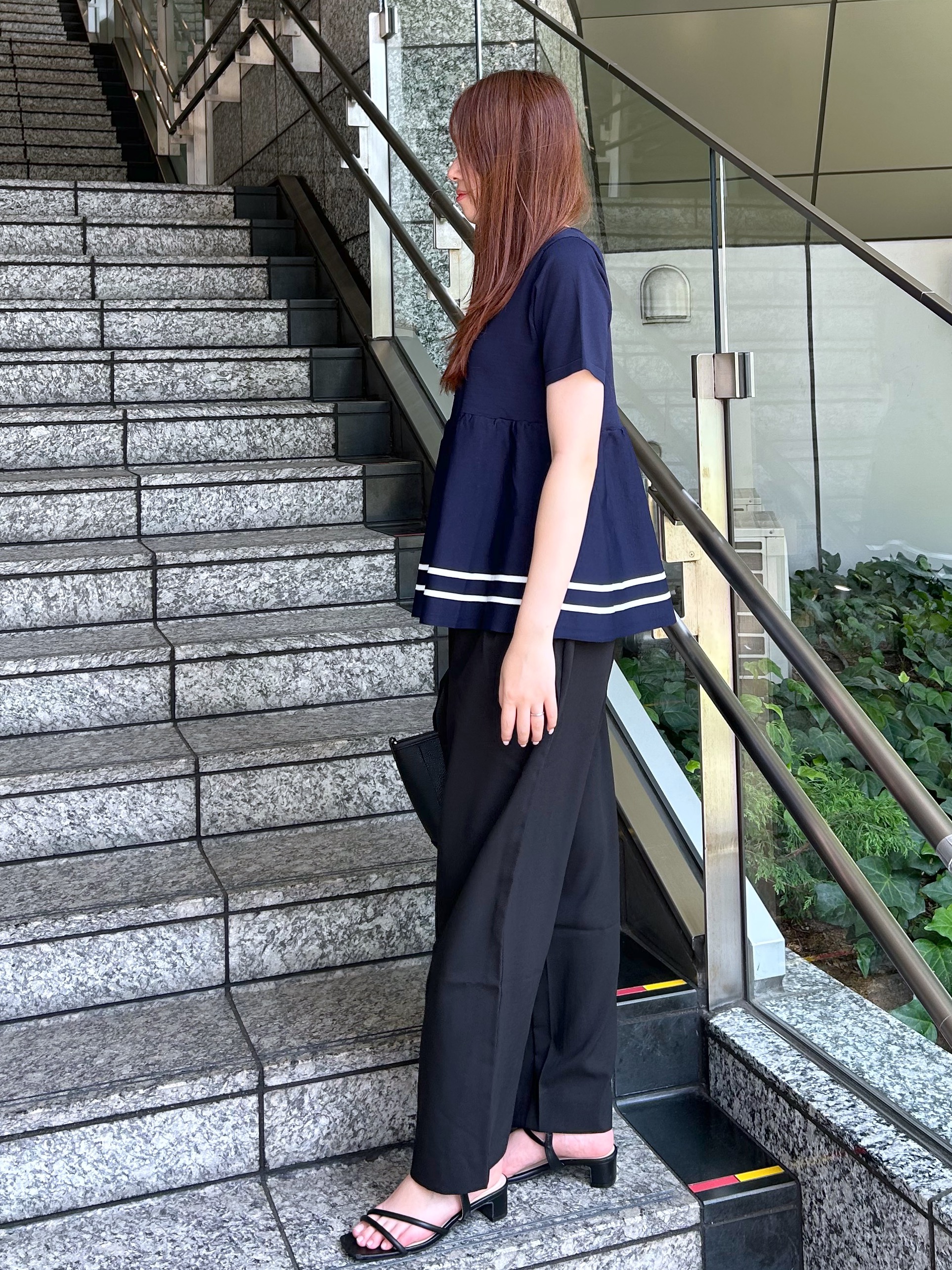 Risaさんの「OPAQUE.CLIP｜【UVケア】裾ラインペプラムニット《洗濯機OK》」を使ったコーディネート