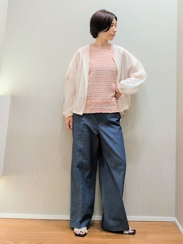 ミズタさんの「UNTITLED｜トリコットシアーブラウス」を使ったコーディネート