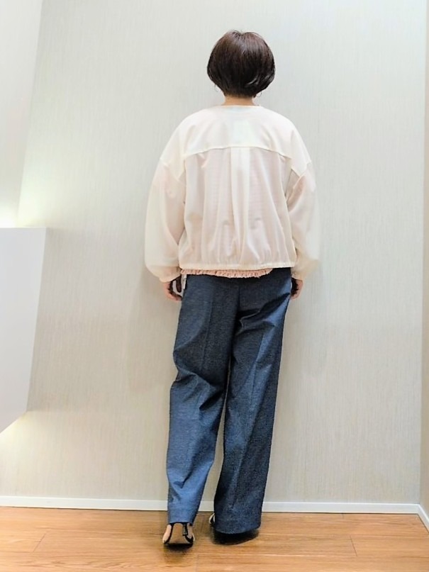 ミズタさんの「UNTITLED｜トリコットシアーブラウス」を使ったコーディネート