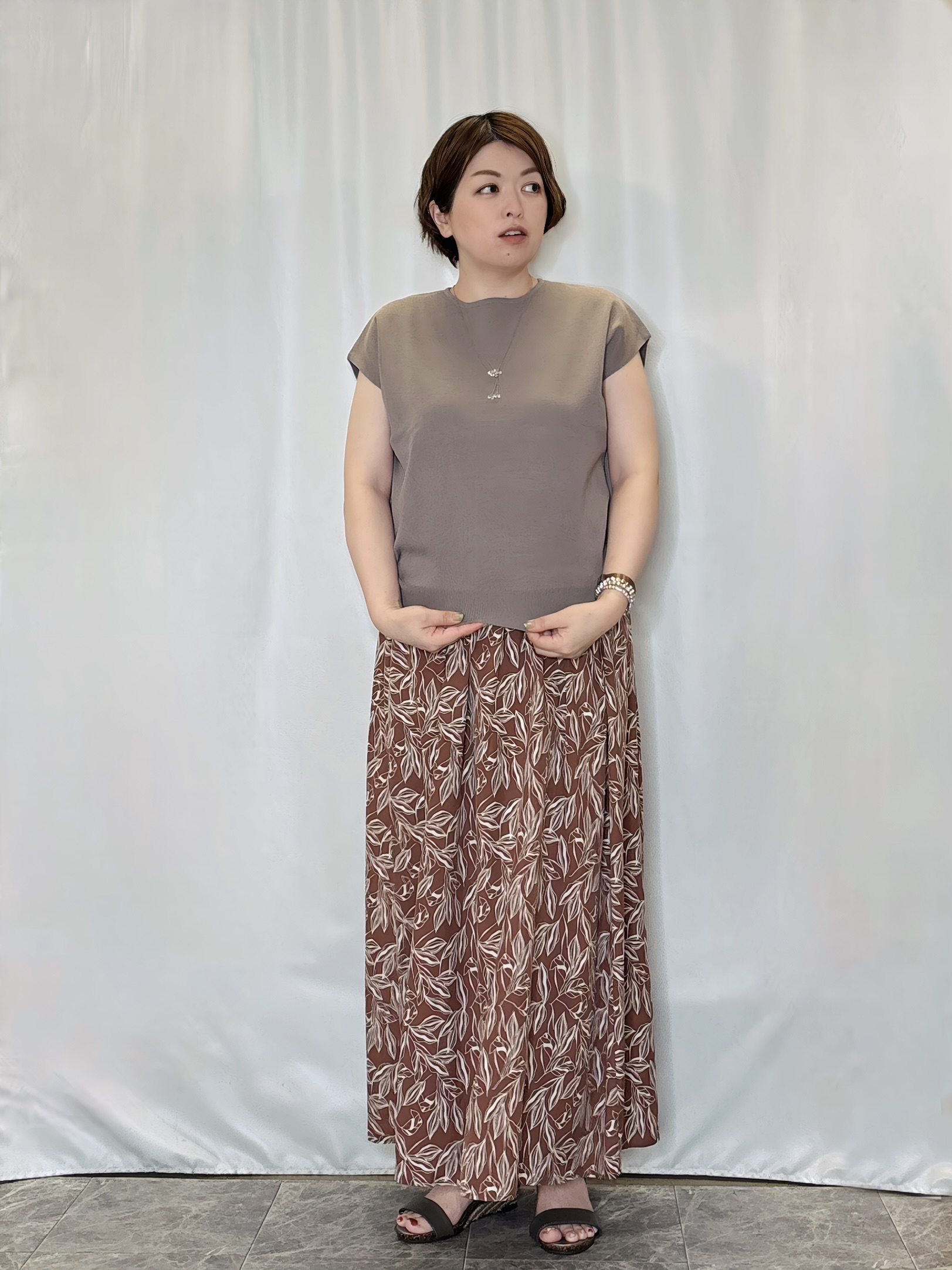 たみさんの「SHOO･LA･RUE｜【洗濯機可/S-LL】大人の抜け感 ゆるっと5分袖シャツ」を使ったコーディネート