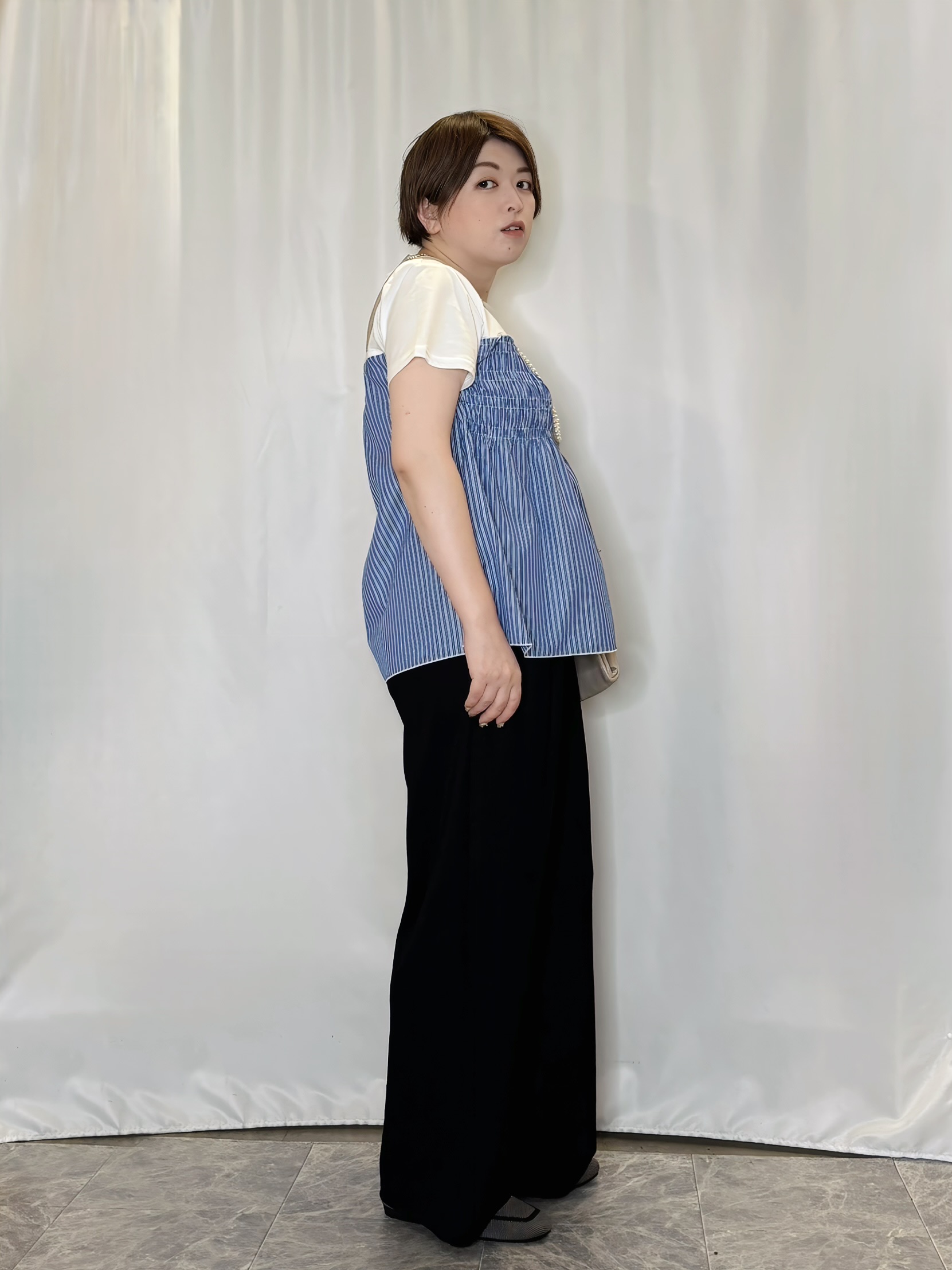 たみさんの「SHOO･LA･RUE｜【S-LL/洗濯機可/体型カバー】インせずサマ見え ビスチェ風異素材ドッキングTシャツ」を使ったコーディネート