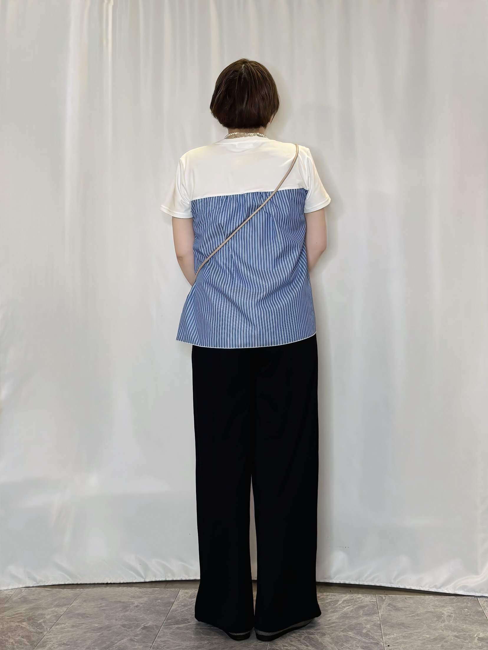 たみさんの「SHOO･LA･RUE｜【S-LL/洗濯機可/体型カバー】インせずサマ見え ビスチェ風異素材ドッキングTシャツ」を使ったコーディネート