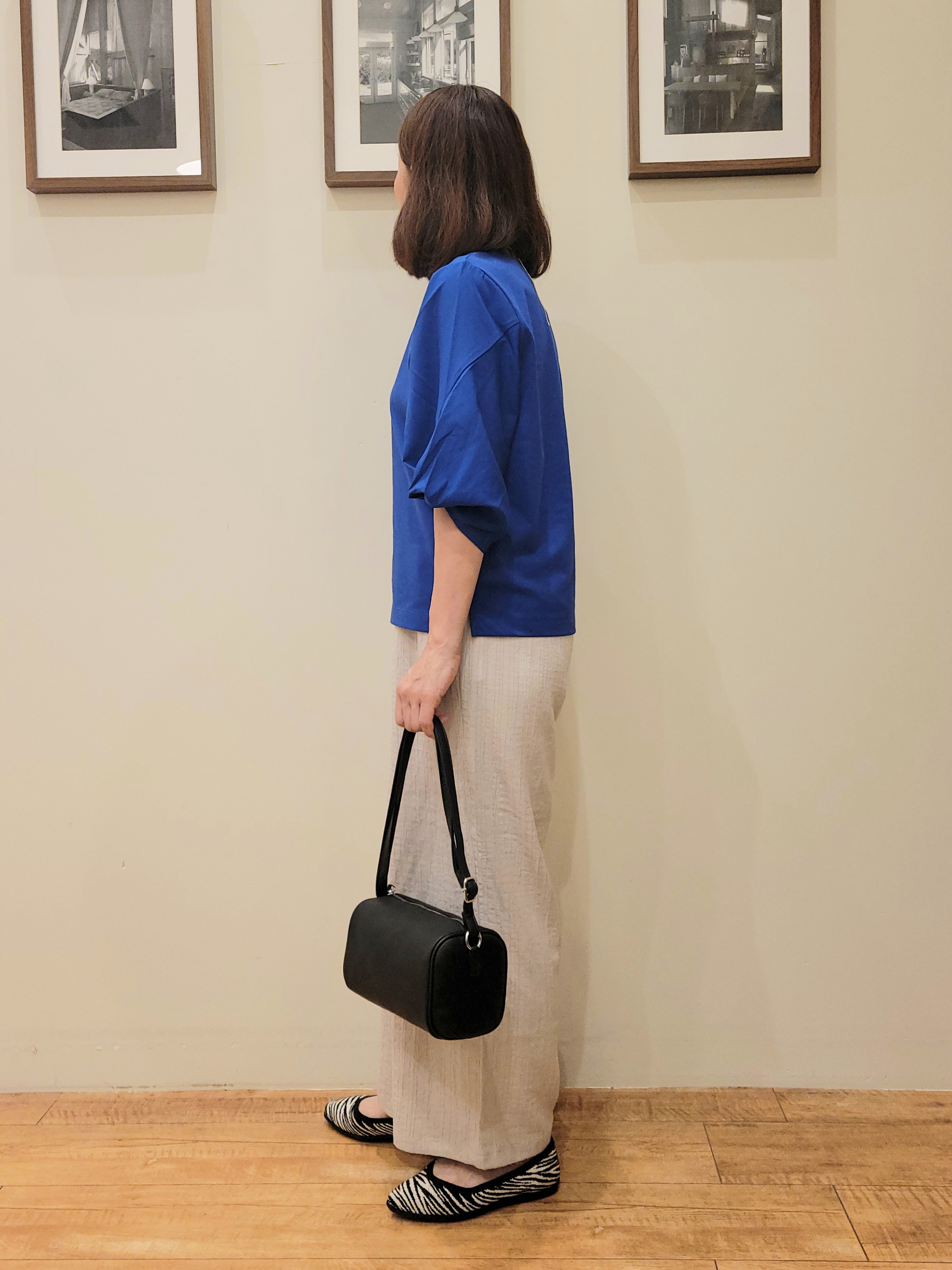 ユウさんの「SHOO･LA･RUE｜Tシャツ以上ブラウス未満 ツイストスリーブの上品トップス」を使ったコーディネート