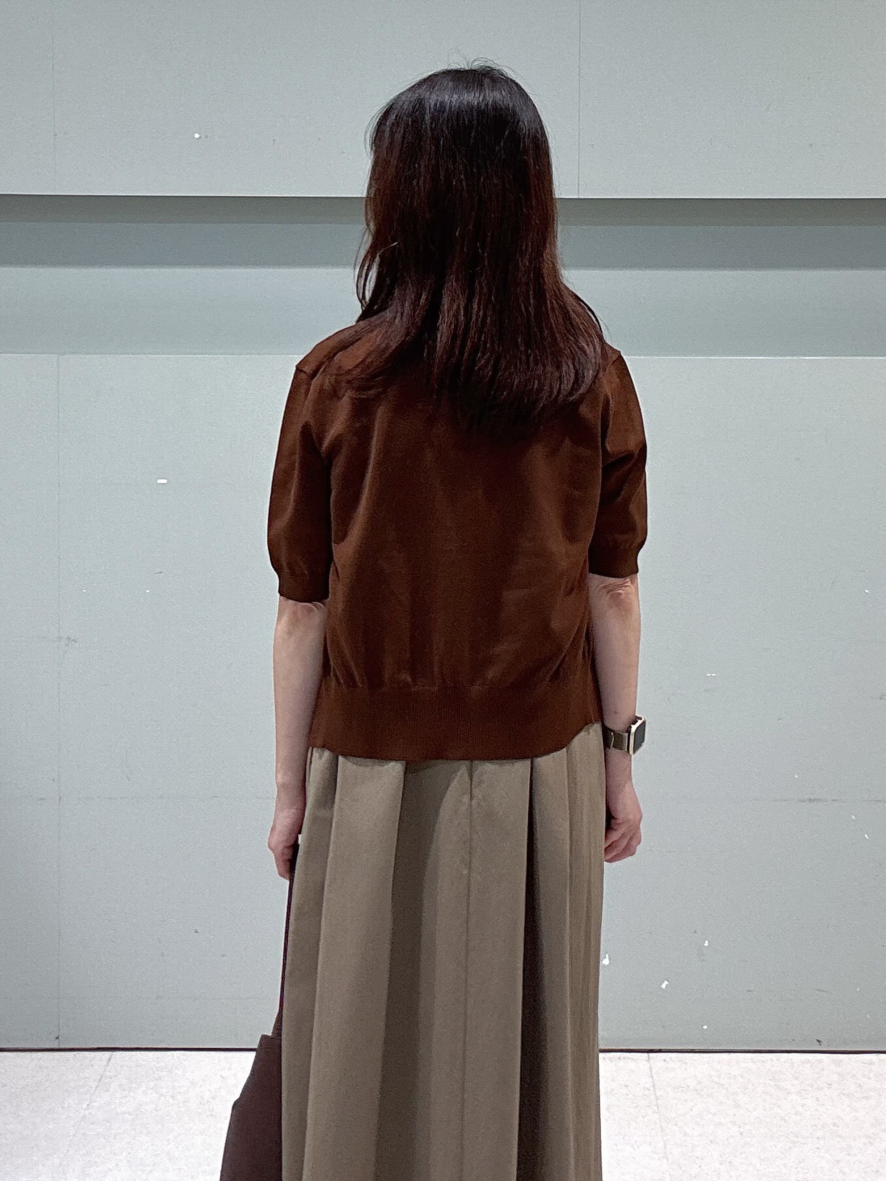 makiさんの「UNTITLED｜【すっきりコンパクト】ドライタッチ5分袖カーディガン」を使ったコーディネート