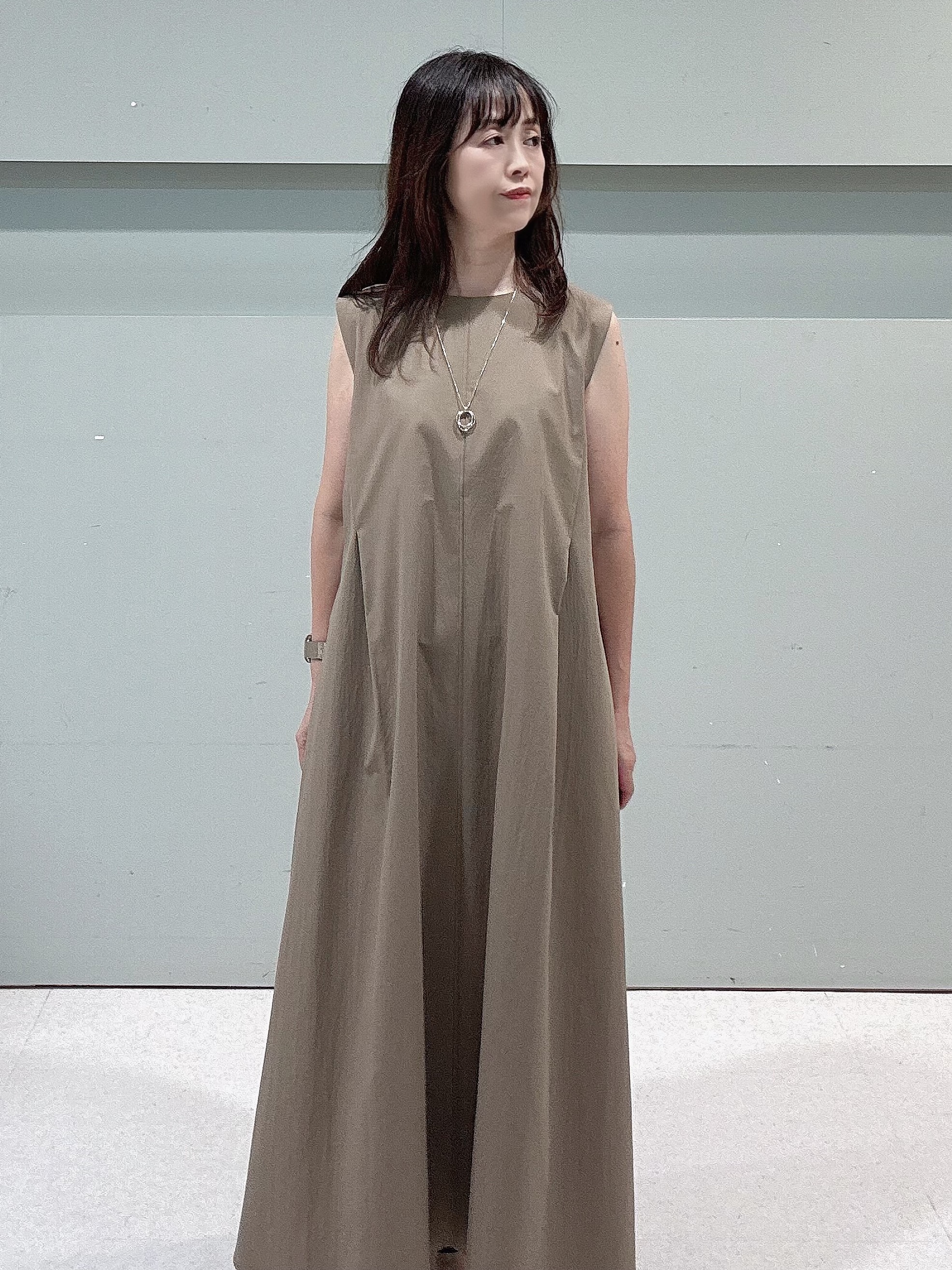 makiさんの「UNTITLED｜【すっきりコンパクト】ドライタッチ5分袖カーディガン」を使ったコーディネート