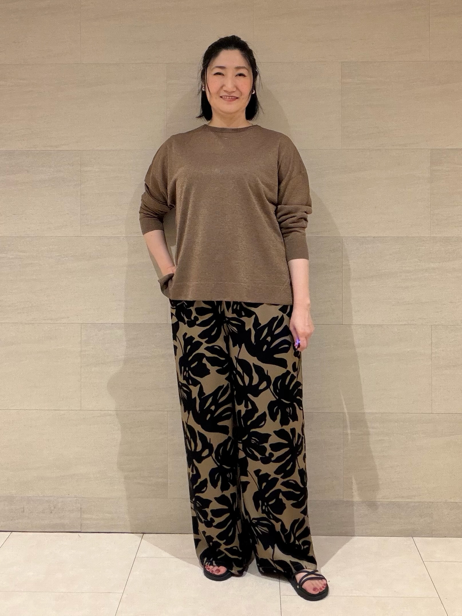 TOMOMIさんの「UNTITLED｜【アンサンブル可】前後2WAYカーディガン」を使ったコーディネート