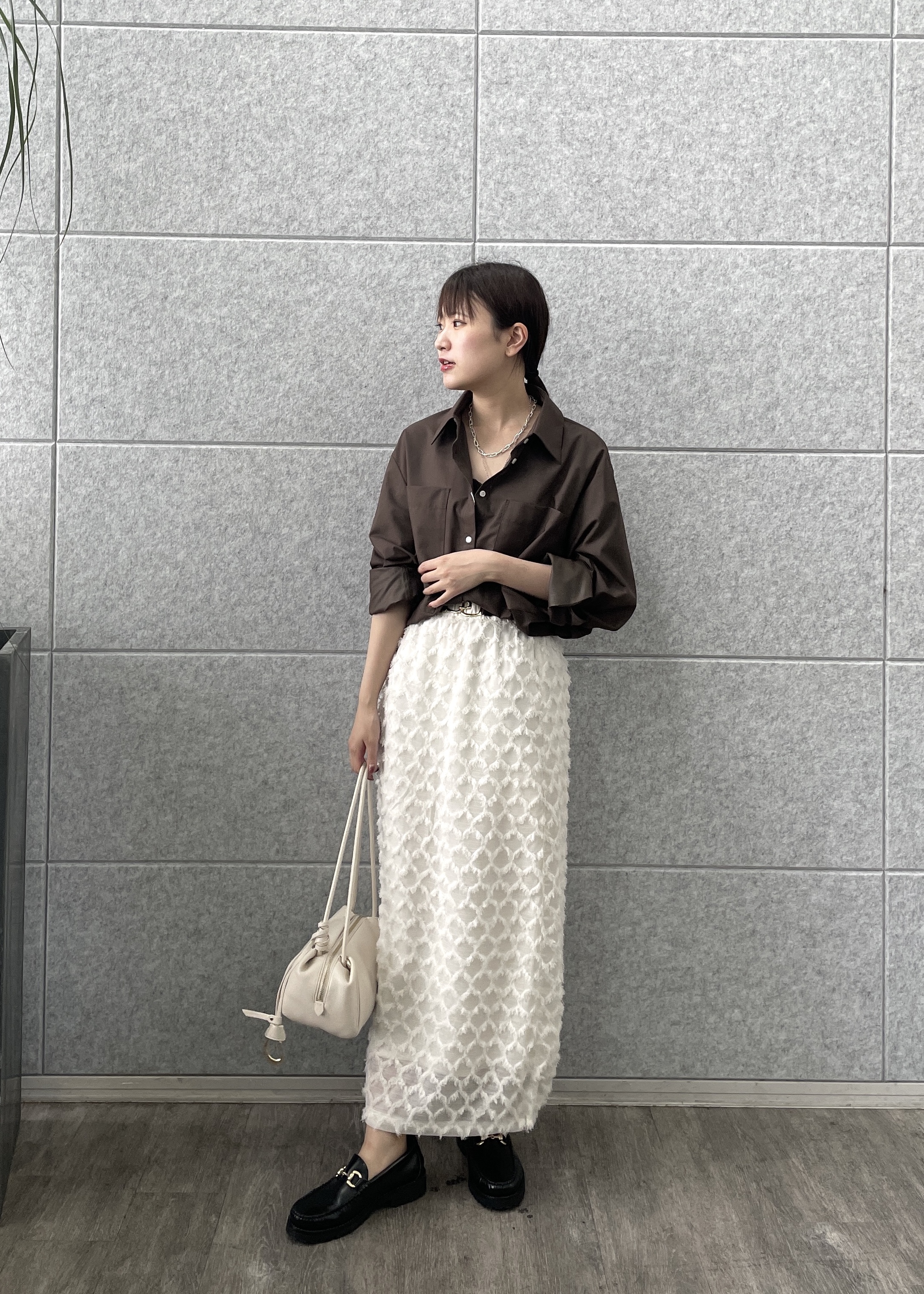 Renoさんの「INDIVI｜メタルペンダントネックレス」を使ったコーディネート