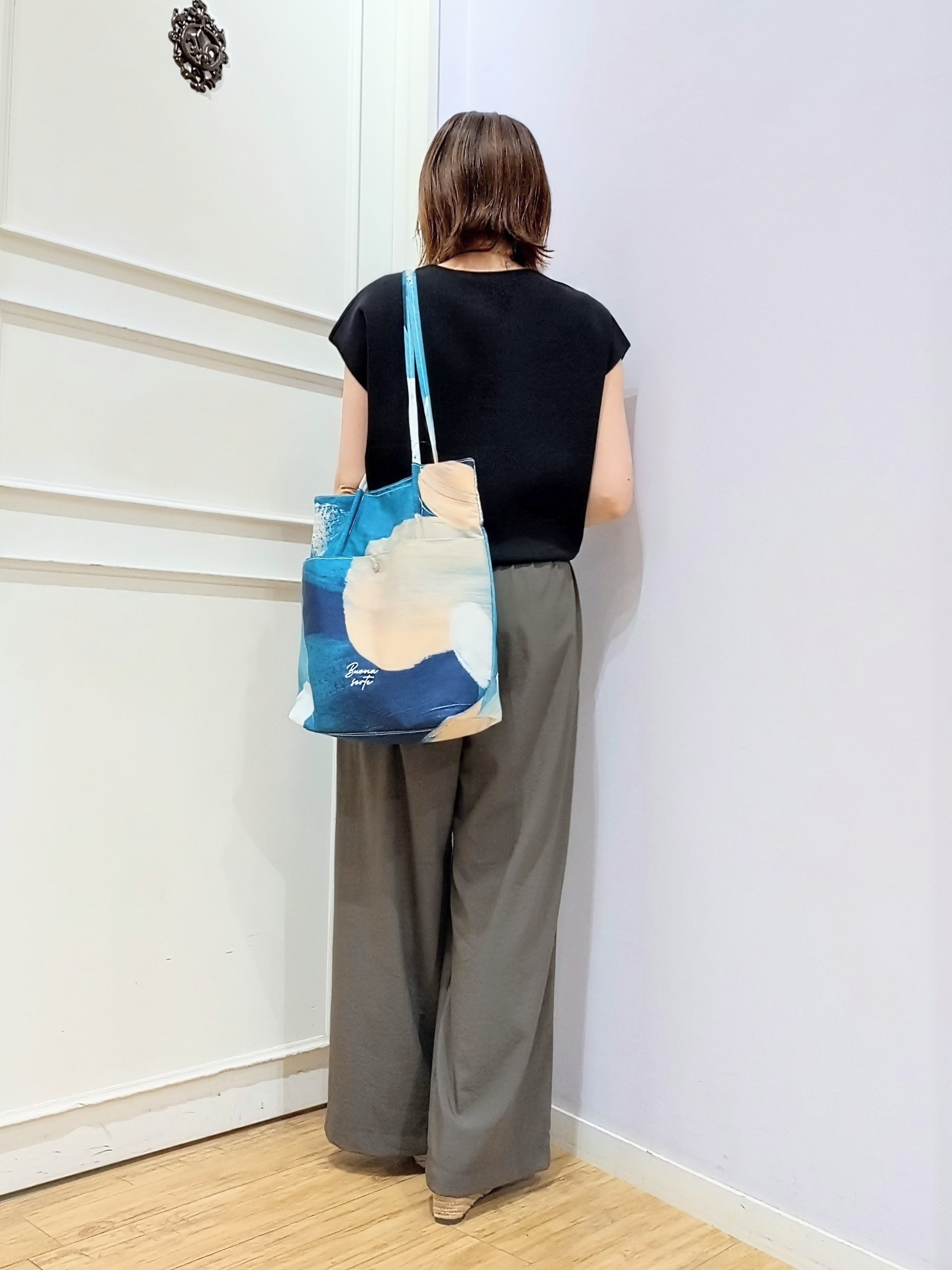 miomioさんの「SHOO･LA･RUE｜【ひんやり/洗濯機可/S-LL】インせず着られる 大人シンプルサマーニット」を使ったコーディネート