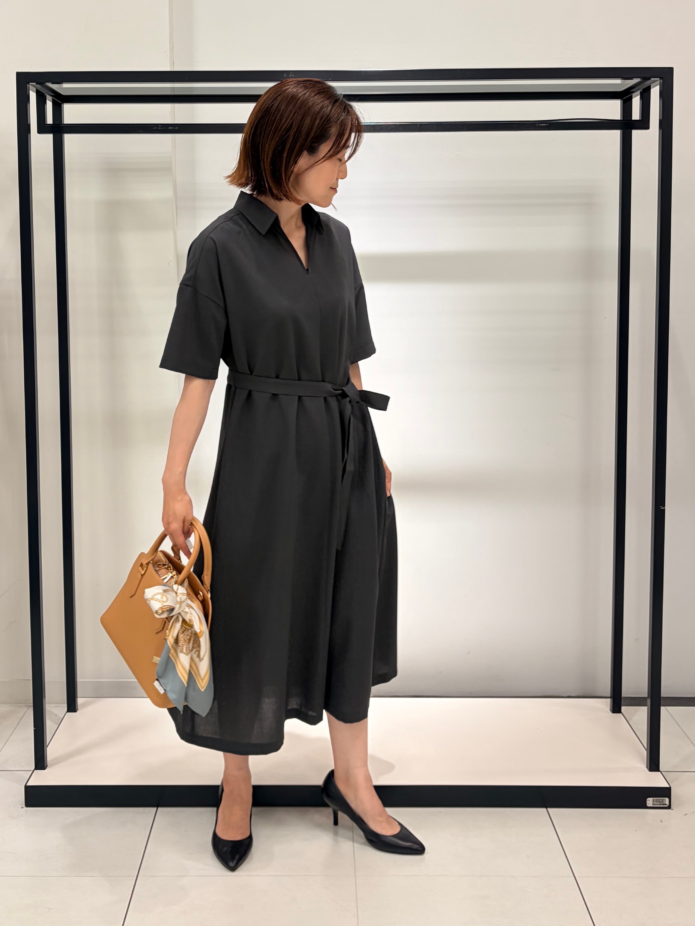 Mikiさんの「UNTITLED｜【UVカット/接触冷感/通気性】エアリークールワンピース」を使ったコーディネート