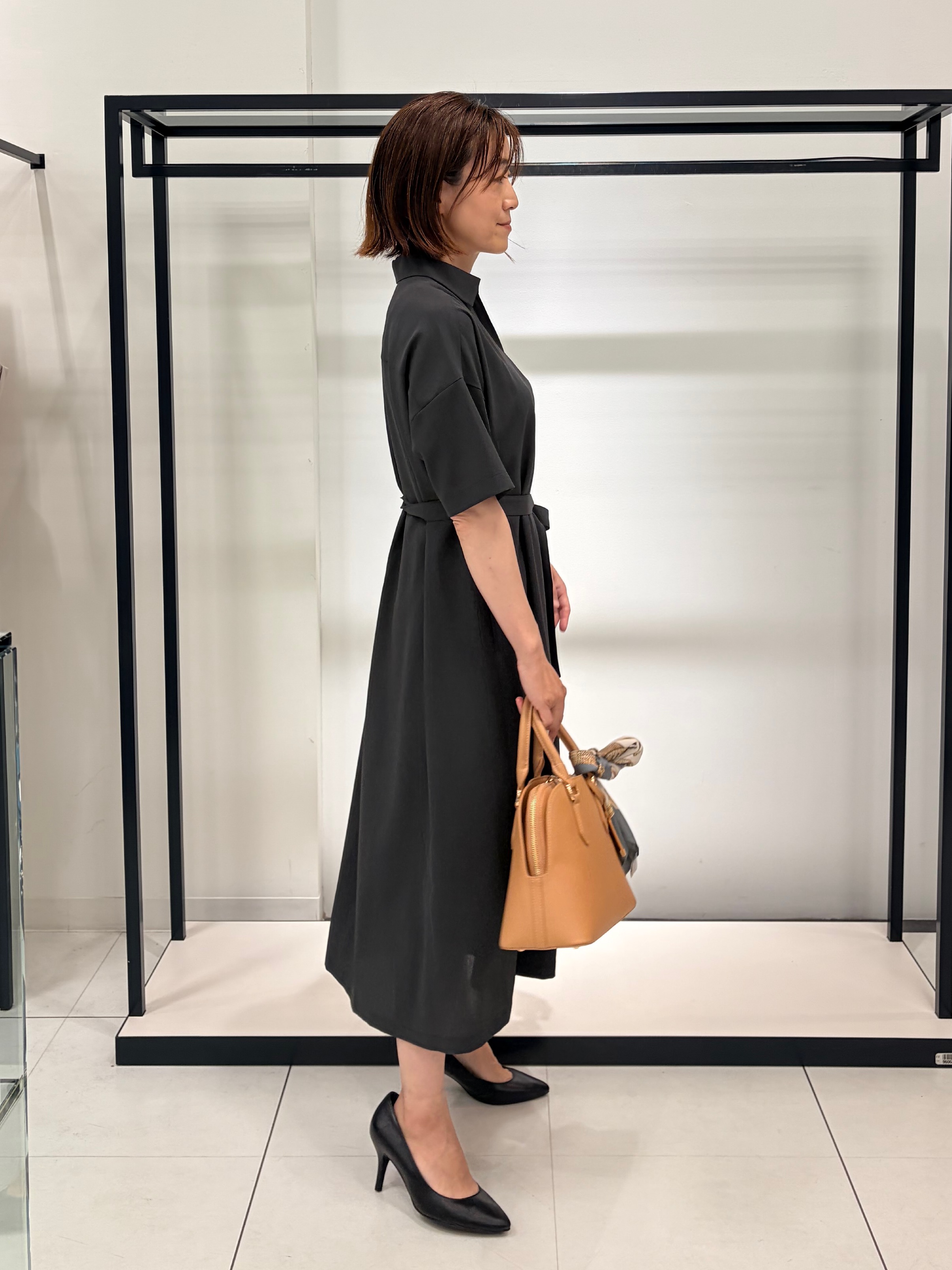 Mikiさんの「UNTITLED｜【UVカット/接触冷感/通気性】エアリークールワンピース」を使ったコーディネート