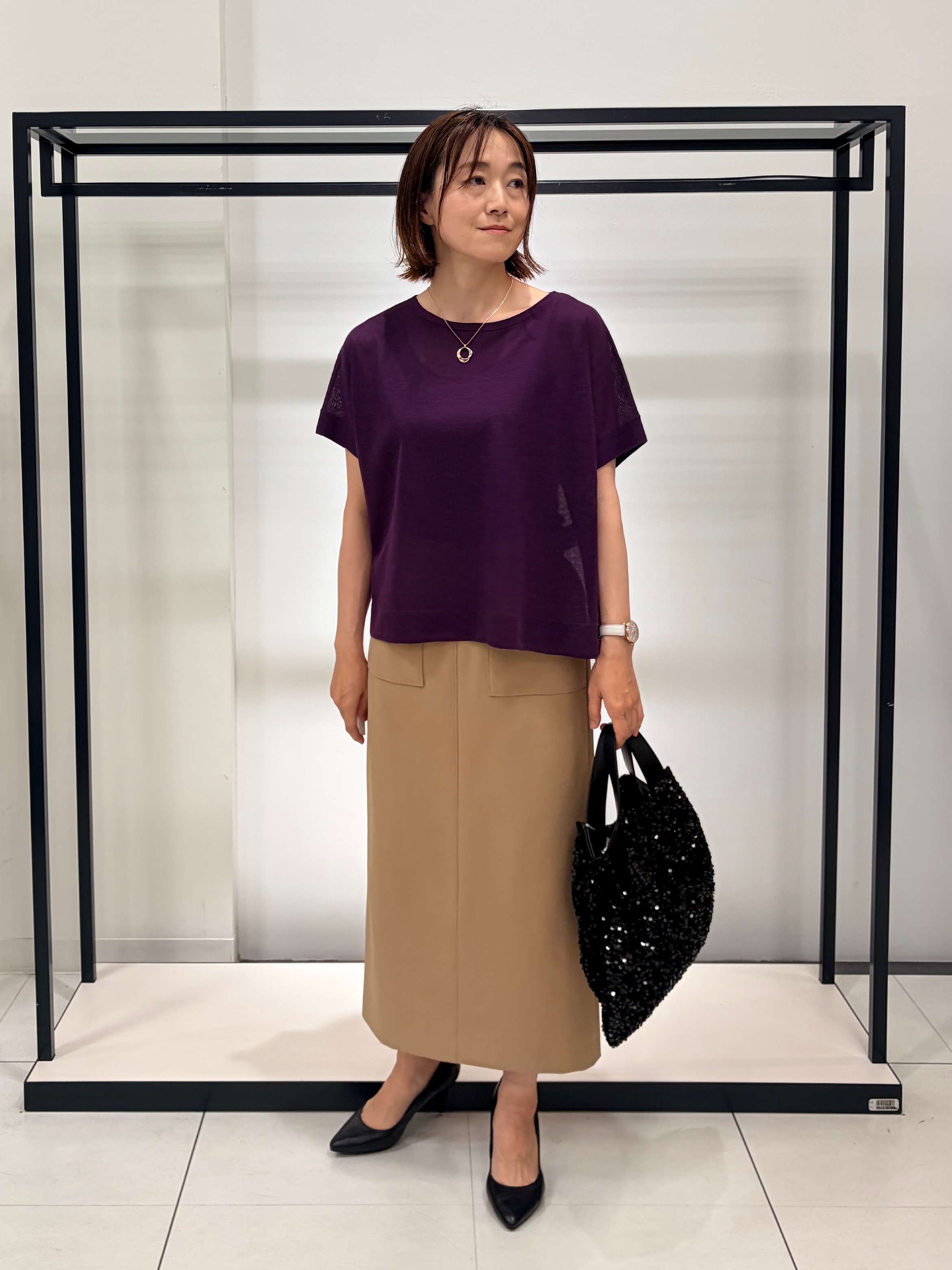 Mikiさんの「UNTITLED｜【アンサンブル可/品のある透け感】Tシャツ風ニットトップス」を使ったコーディネート