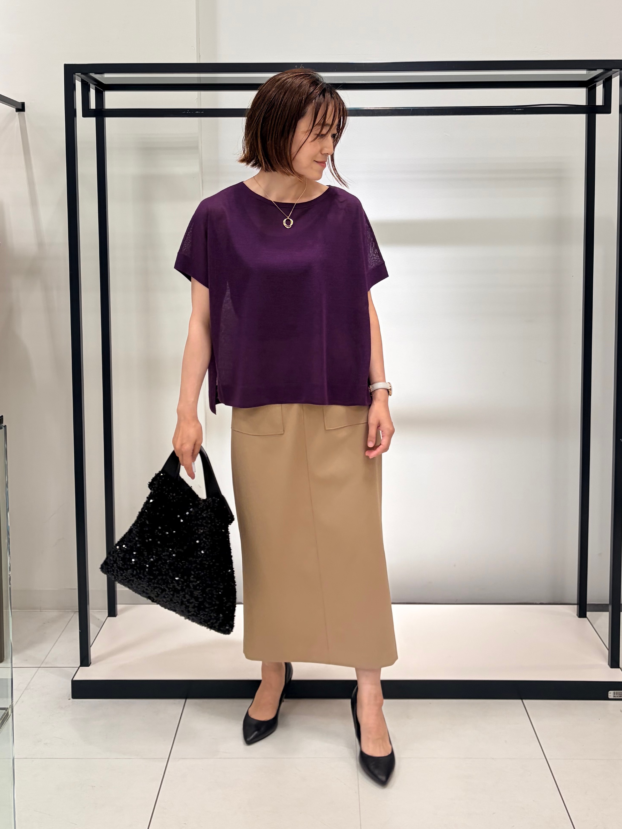 Mikiさんの「UNTITLED｜【アンサンブル可/品のある透け感】Tシャツ風ニットトップス」を使ったコーディネート