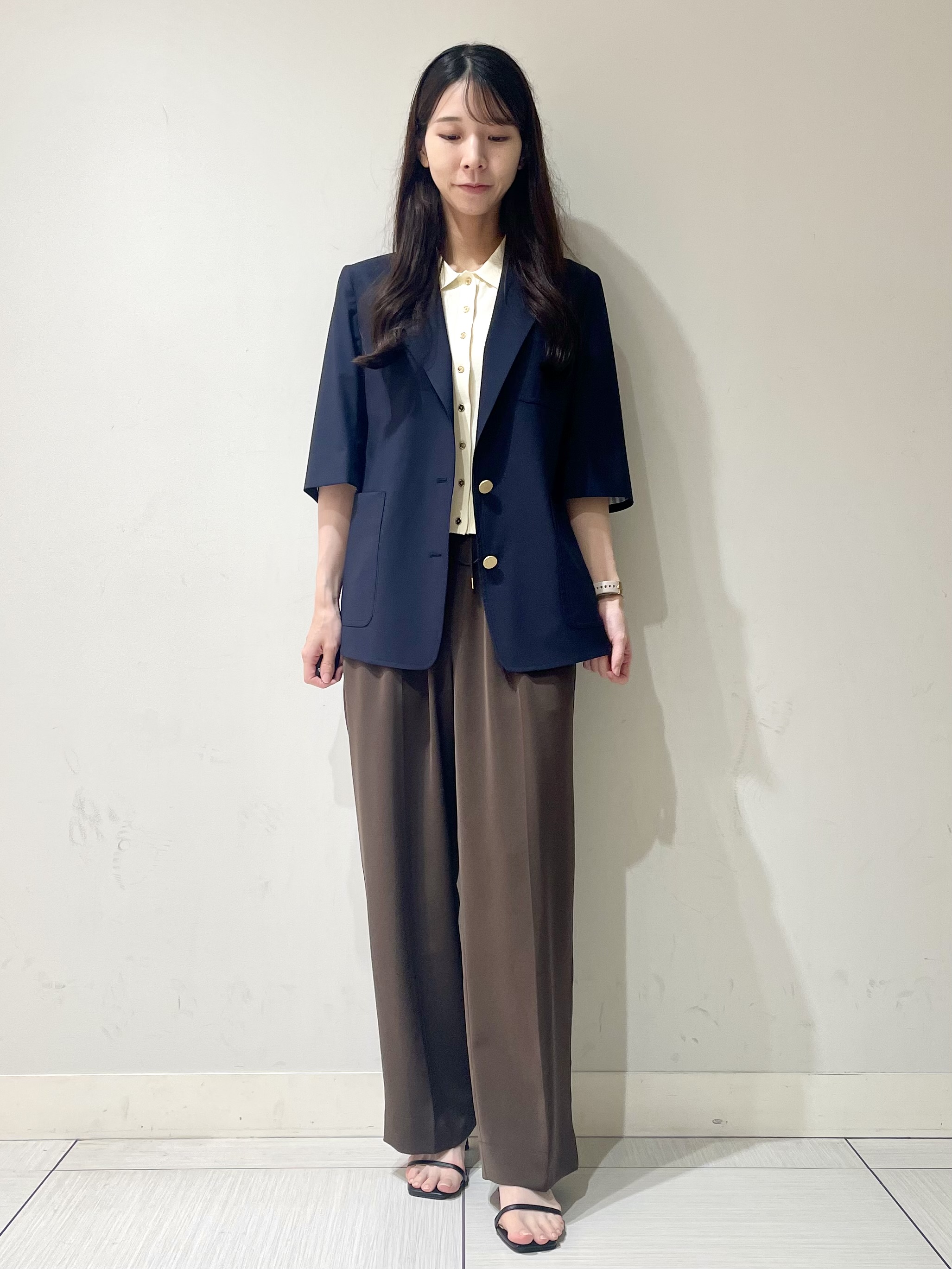 ことさんの「DRESSTERIOR｜【接触冷感/セットアップ可】 2WAYストレッチスリークオータージャケット」を使ったコーディネート