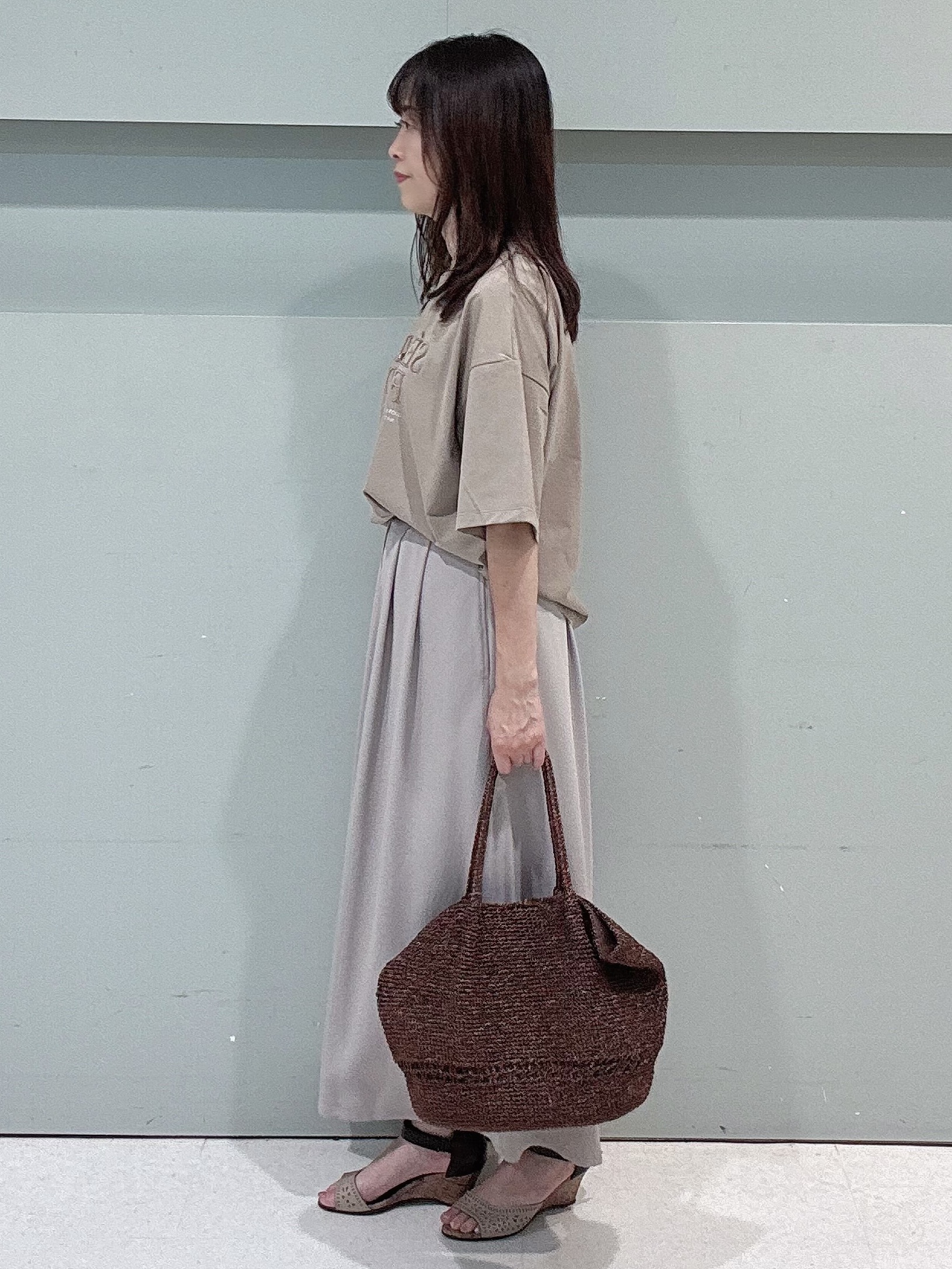 makiさんの「UNTITLED｜ベロアプリントロゴT」を使ったコーディネート