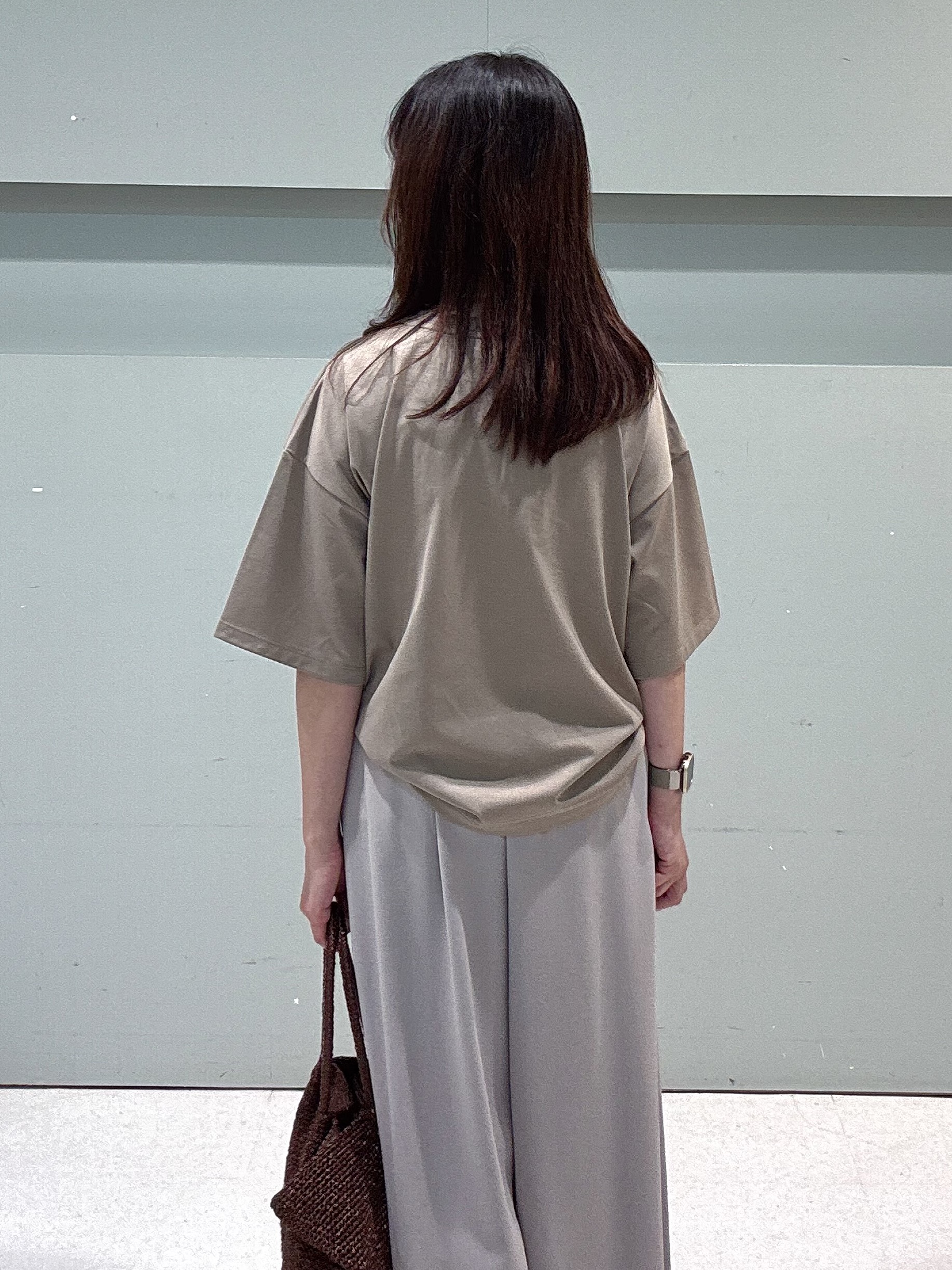 makiさんの「UNTITLED｜ベロアプリントロゴT」を使ったコーディネート