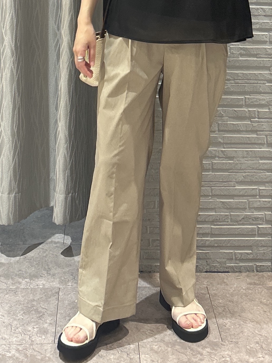 ga_riさんの「THE SHOP TK｜【ひんやり／吸水速乾／UV】ビスチェ風 切り替えTシャツ」を使ったコーディネート