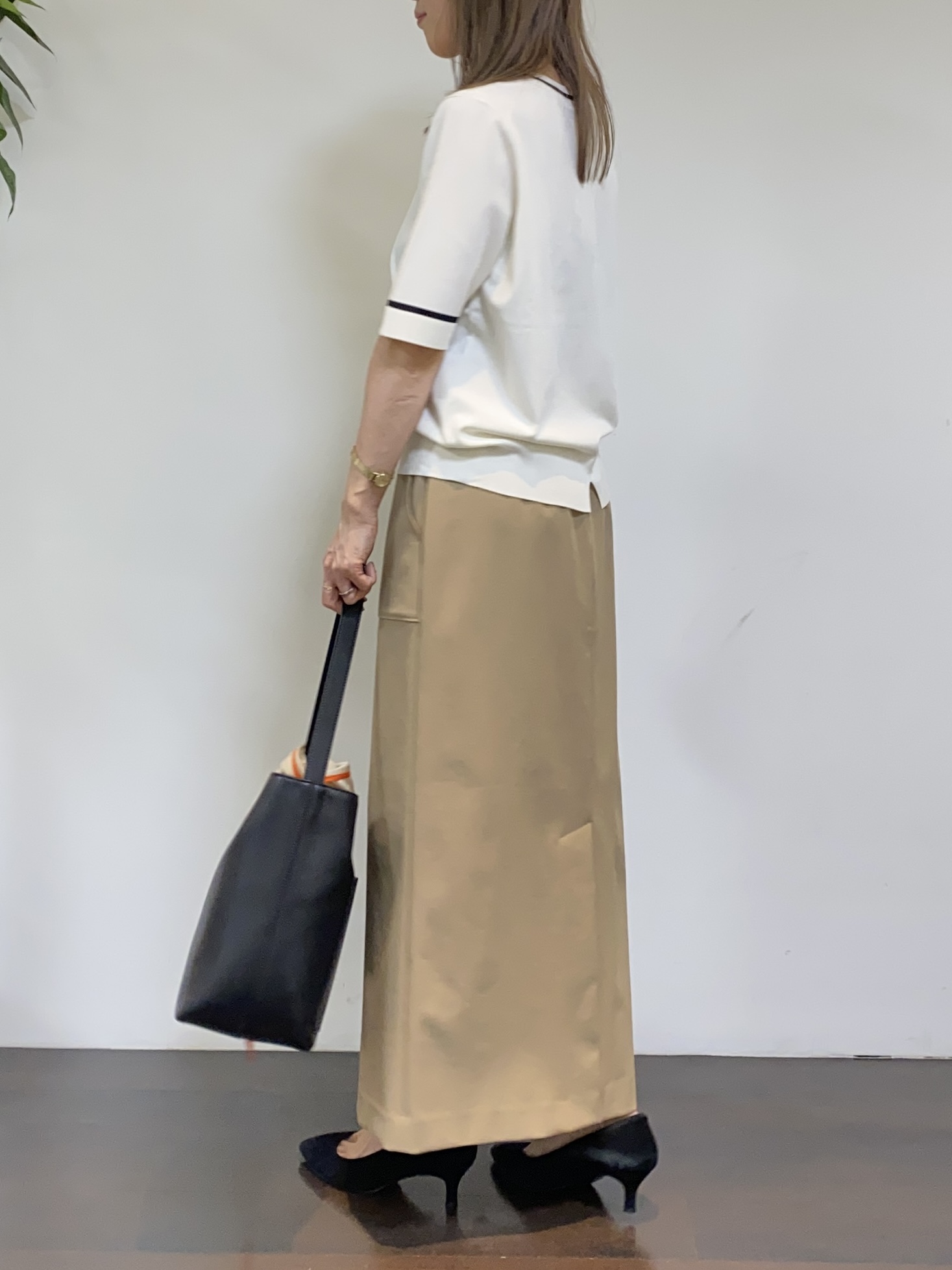 tomoさんの「UNTITLED｜【アンサンブル可能】コンパクトニットカーディガン」を使ったコーディネート