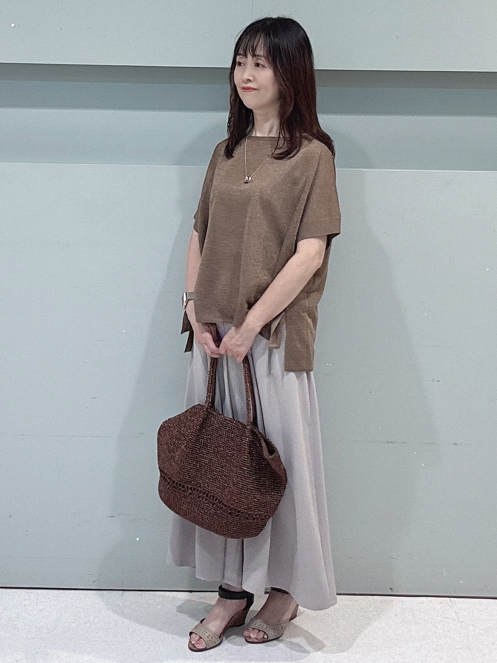 makiさんの「UNTITLED｜【アンサンブル可/品のある透け感】Tシャツ風ニットトップス」を使ったコーディネート