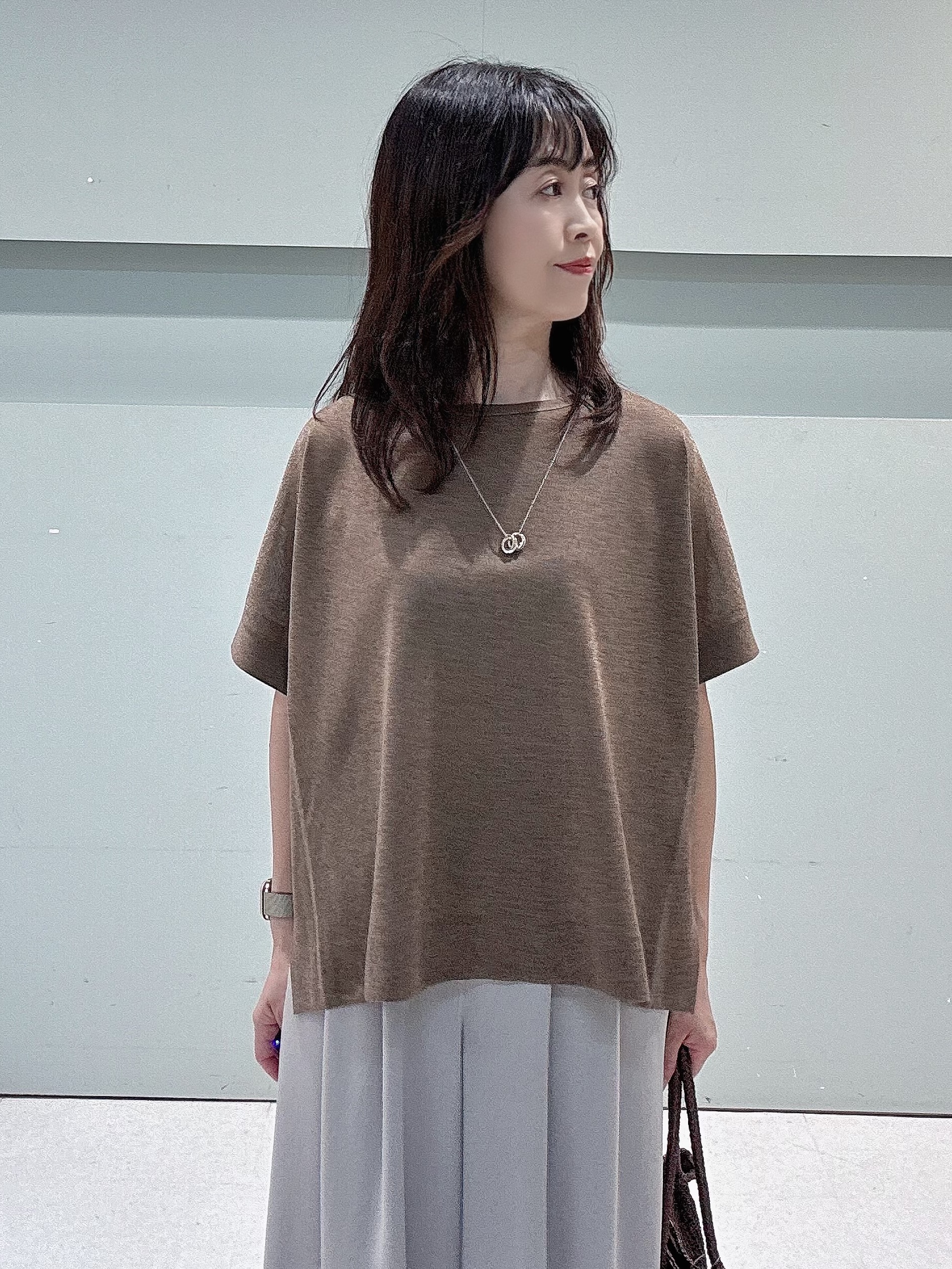 makiさんの「UNTITLED｜【アンサンブル可/品のある透け感】Tシャツ風ニットトップス」を使ったコーディネート