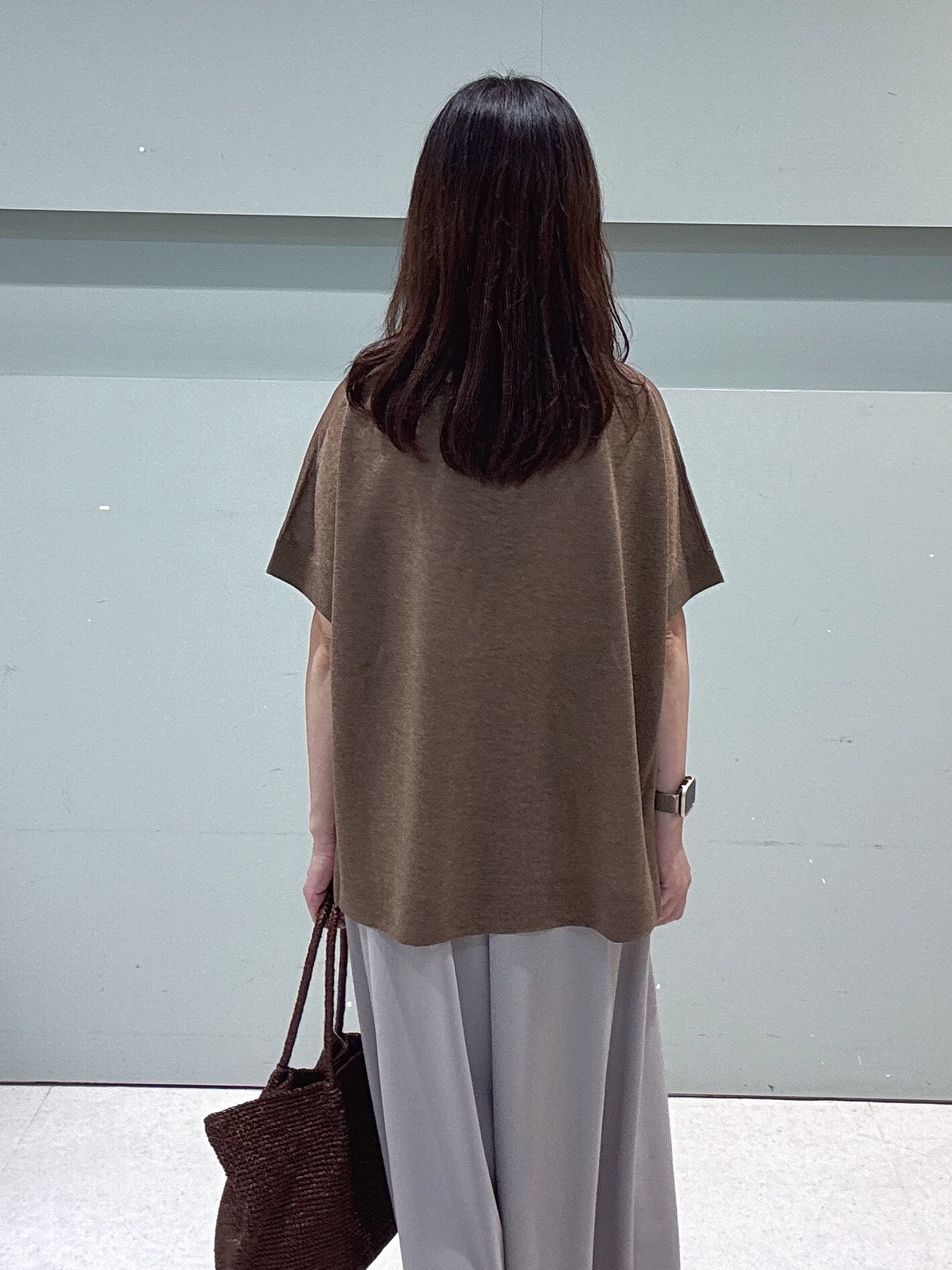 makiさんの「UNTITLED｜【アンサンブル可/品のある透け感】Tシャツ風ニットトップス」を使ったコーディネート