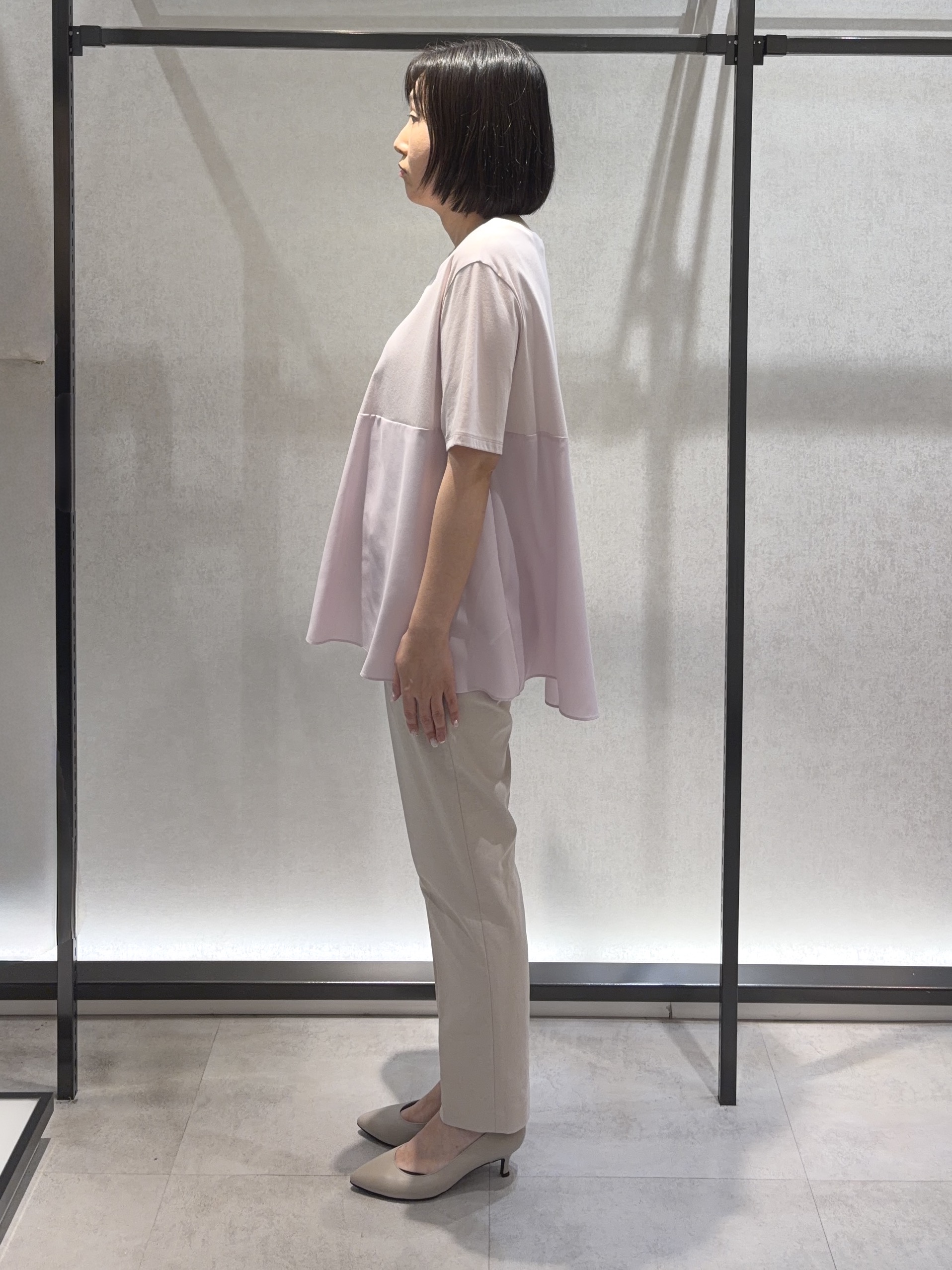 わたなべさんの「UNTITLED｜異素材ドッキングプルオーバー」を使ったコーディネート