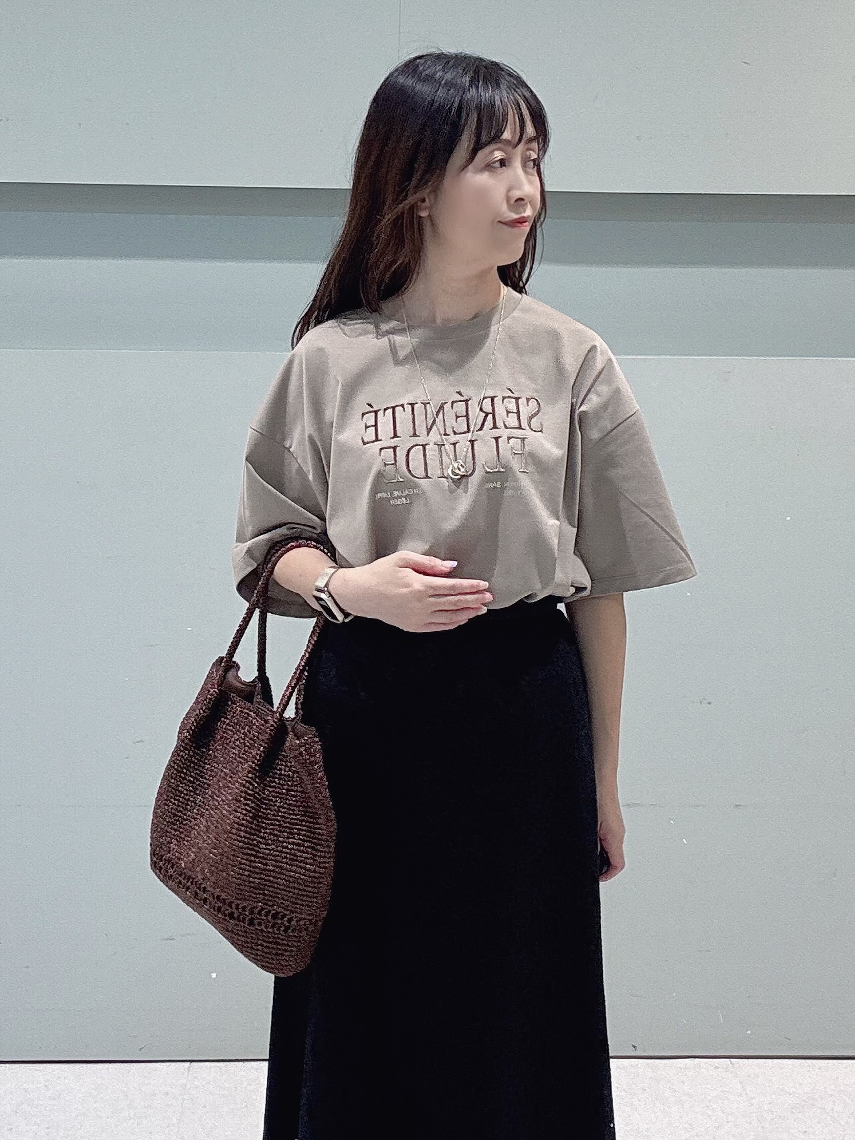 makiさんの「UNTITLED｜ベロアプリントロゴT」を使ったコーディネート