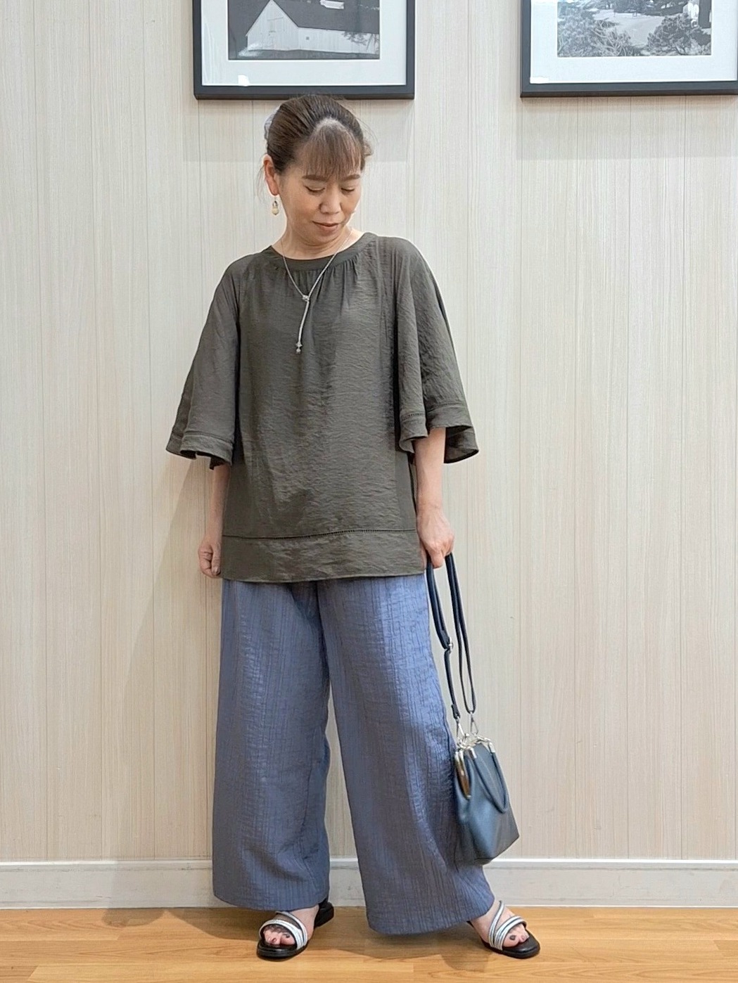 Saoさんの「SHOO･LA･RUE｜【ひんやり/S-LL/体型カバー】はしごレースが涼し気な スラブポンチョ風ブラウス」を使ったコーディネート