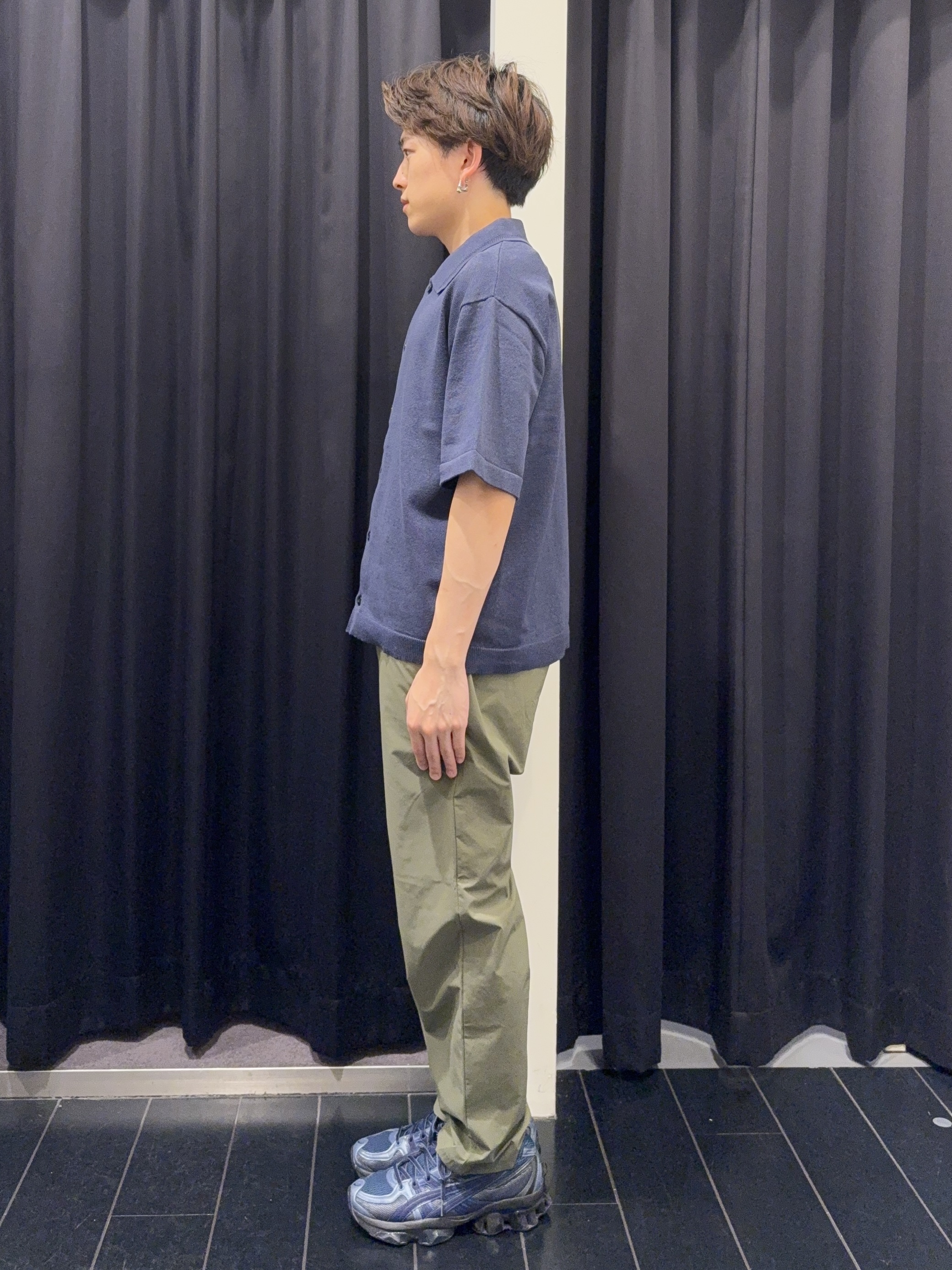 カシマさんの「THE SHOP TK｜【抗菌防臭／UVカット／洗濯機OK】和紙混 半袖ニットシャツ」を使ったコーディネート