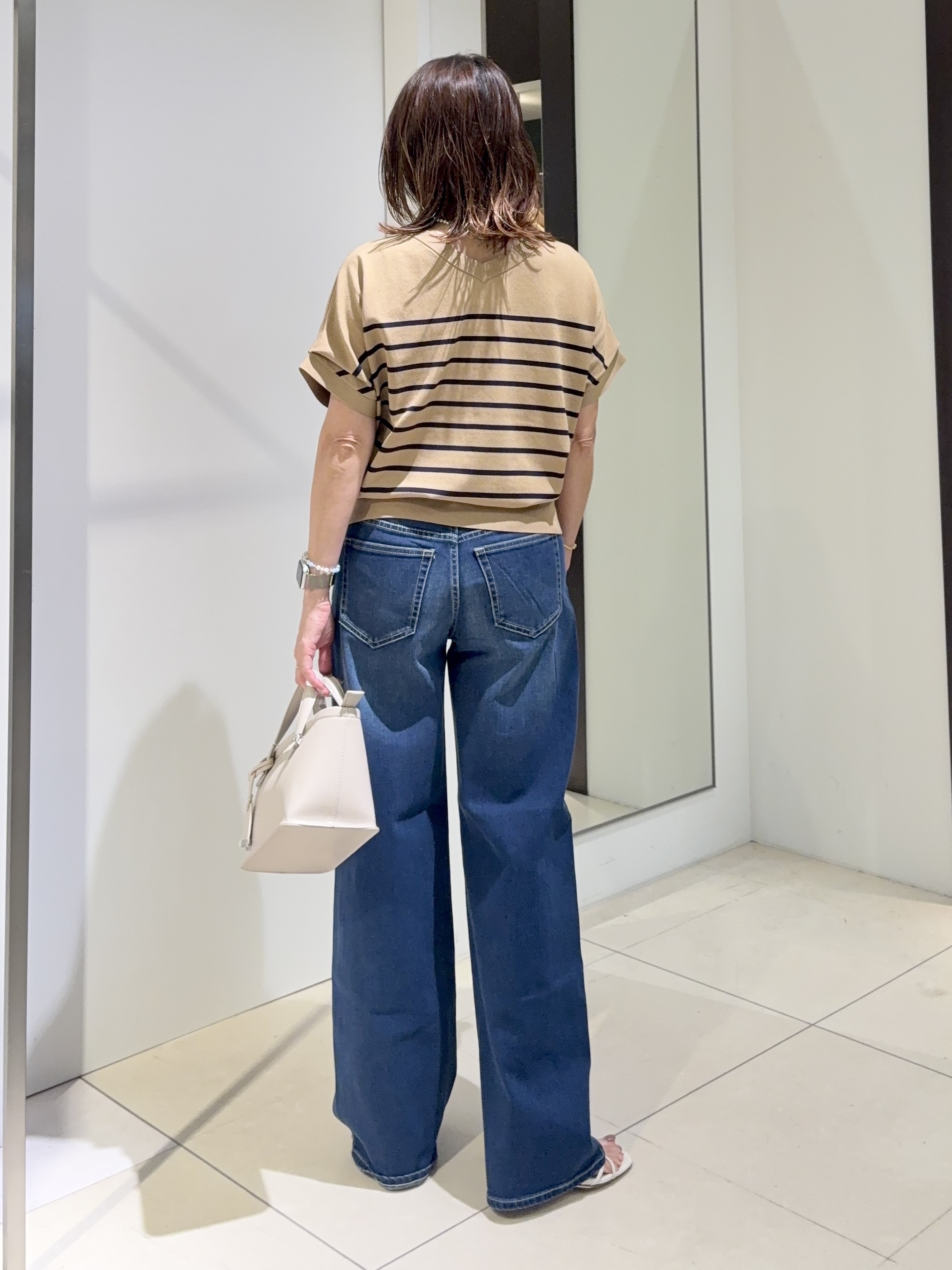 tomoさんの「UNTITLED｜【肌に張りつきにくい/前後2WAY】ドライタッチコットンプルオーバー」を使ったコーディネート