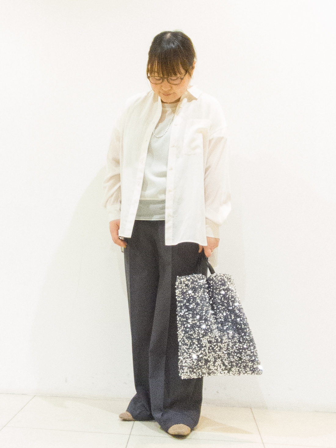 takedaさんの「UNTITLED｜シルキータッチシアーシャツ」を使ったコーディネート
