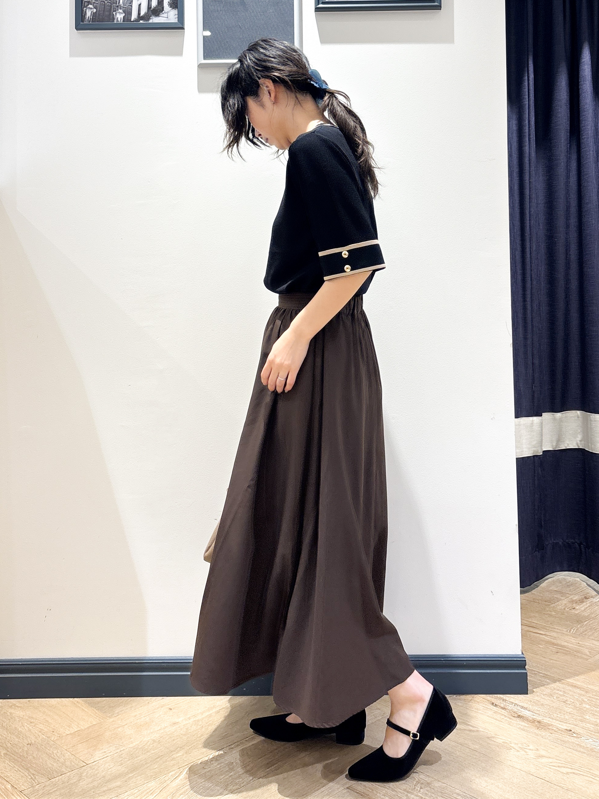 ayakaさんの「grove｜新色追加！【シリーズ累計36万枚/名品ニット】やわらかドライタッチ 袖メッシュ編みニット」を使ったコーディネート