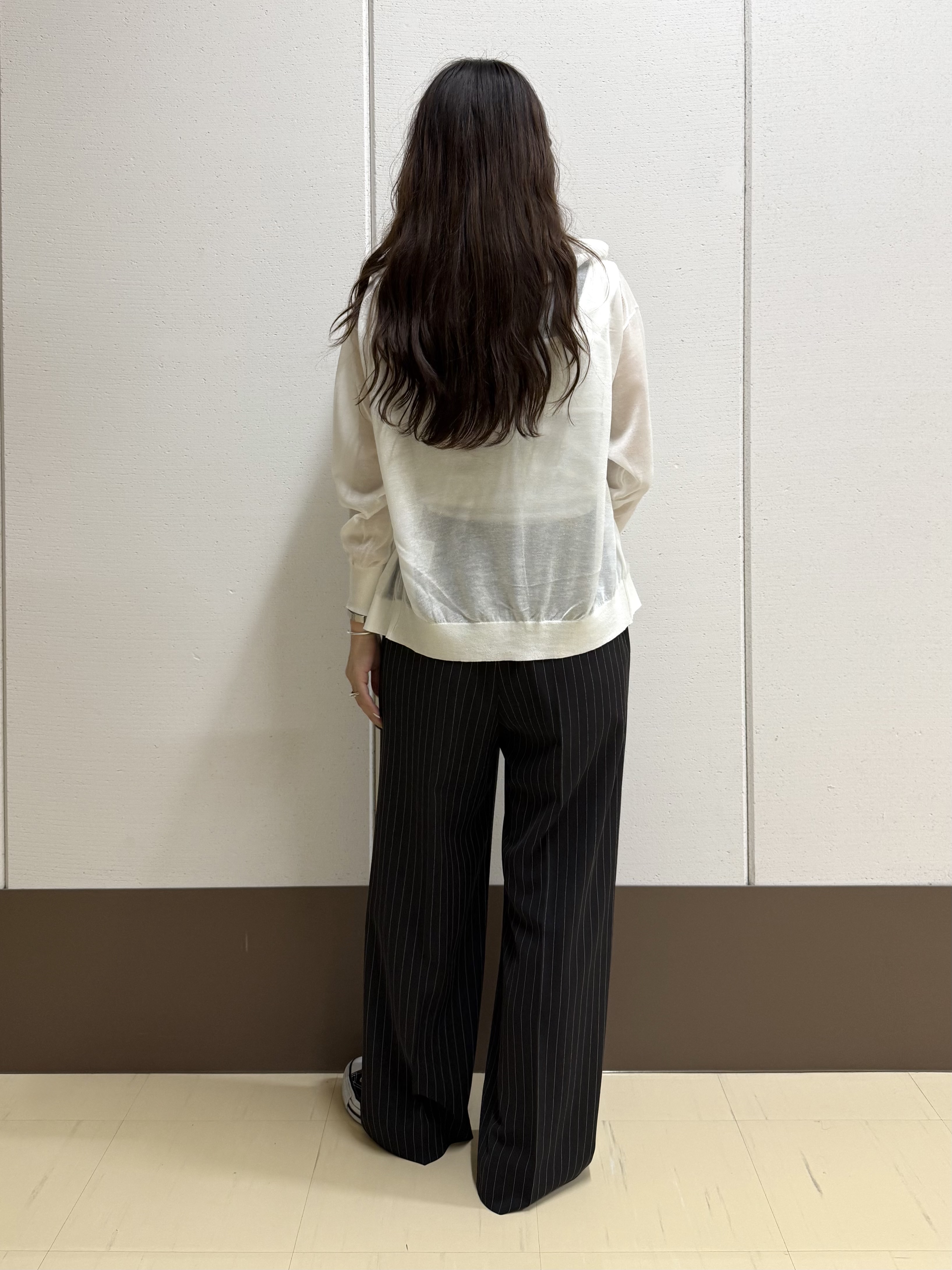 mamiさんの「INDIVI｜【洗える／シアー】フーディー カーディガンニット」を使ったコーディネート