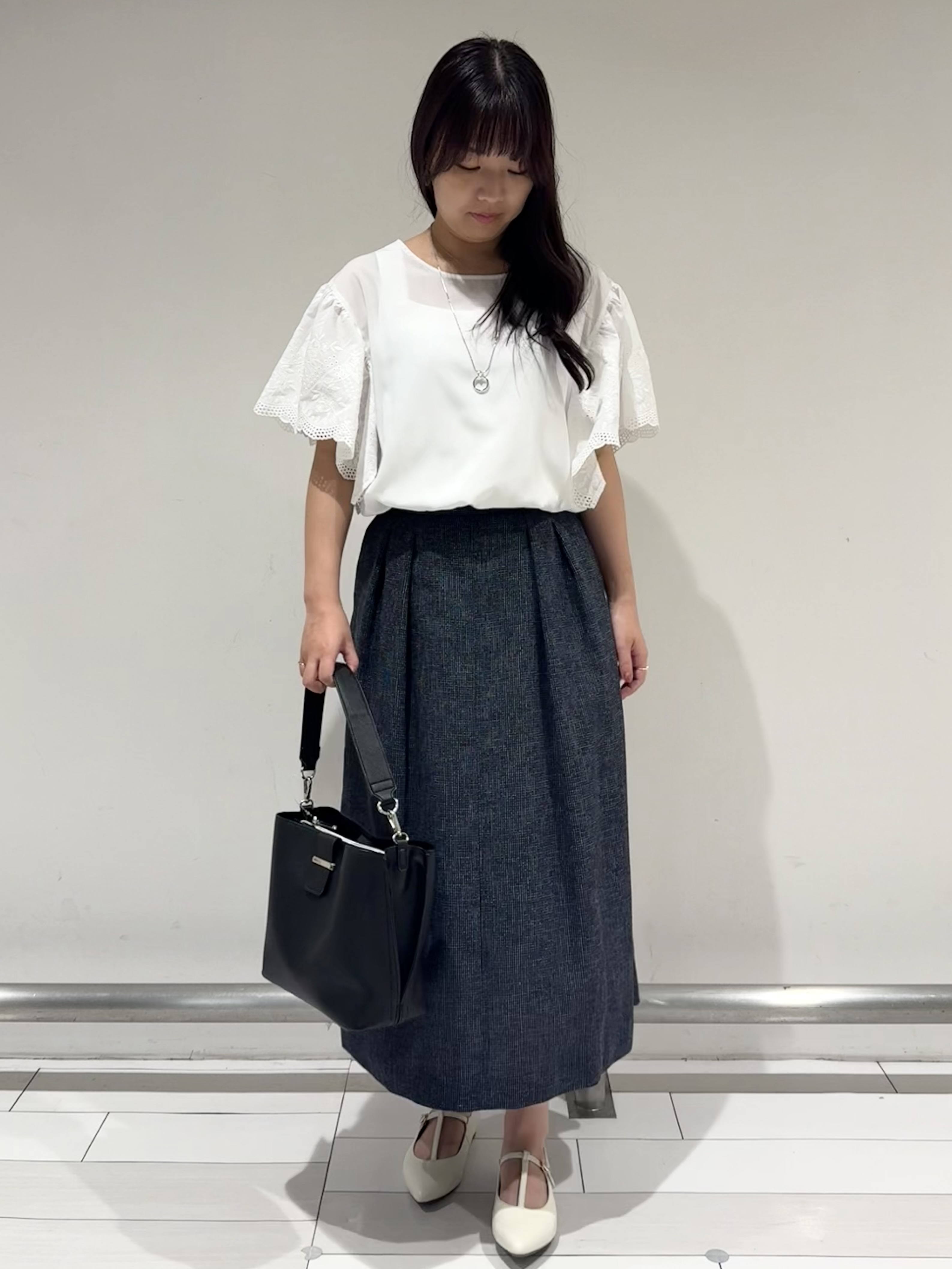 Azusaさんの「Reflect｜【セットアップ可】ツイードノーカラージャケット」を使ったコーディネート