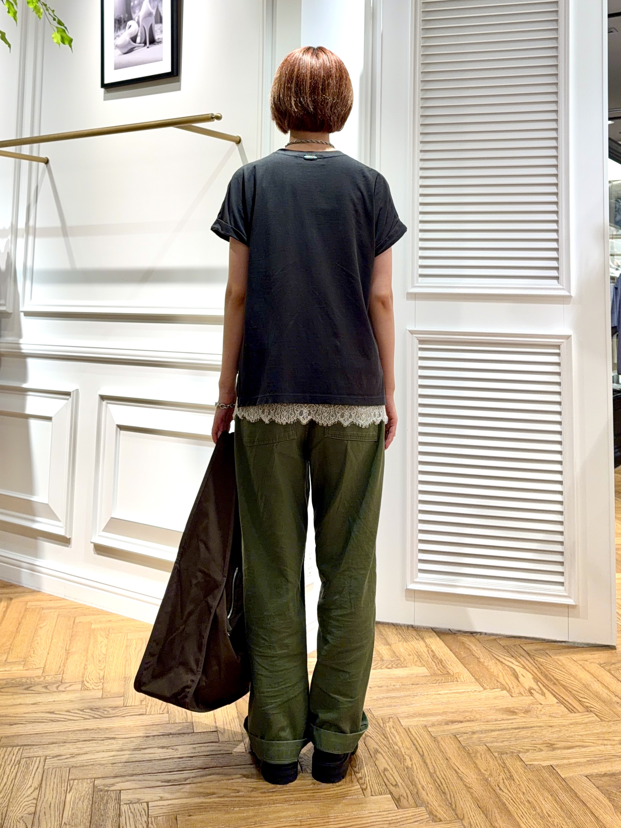 renaさんの「DRESSTERIOR｜Americana（アメリカーナ）【別注】 接触冷感 袖ロールアップ ロゴTシャツ」を使ったコーディネート