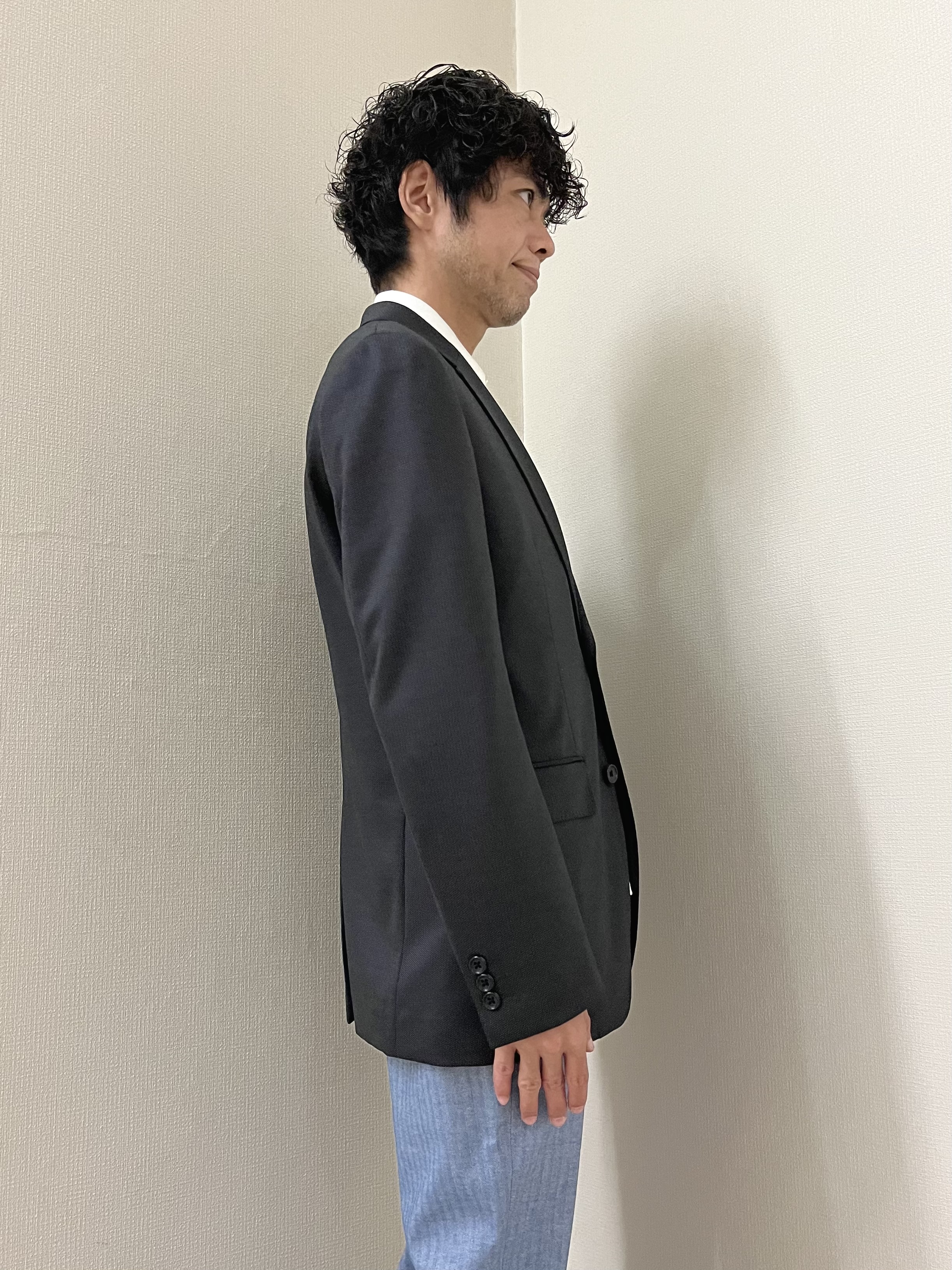 URAさんの「TAKEO KIKUCHI｜【BOWLER HAT LABEL】ピンヘッドジャージ ジャケット」を使ったコーディネート