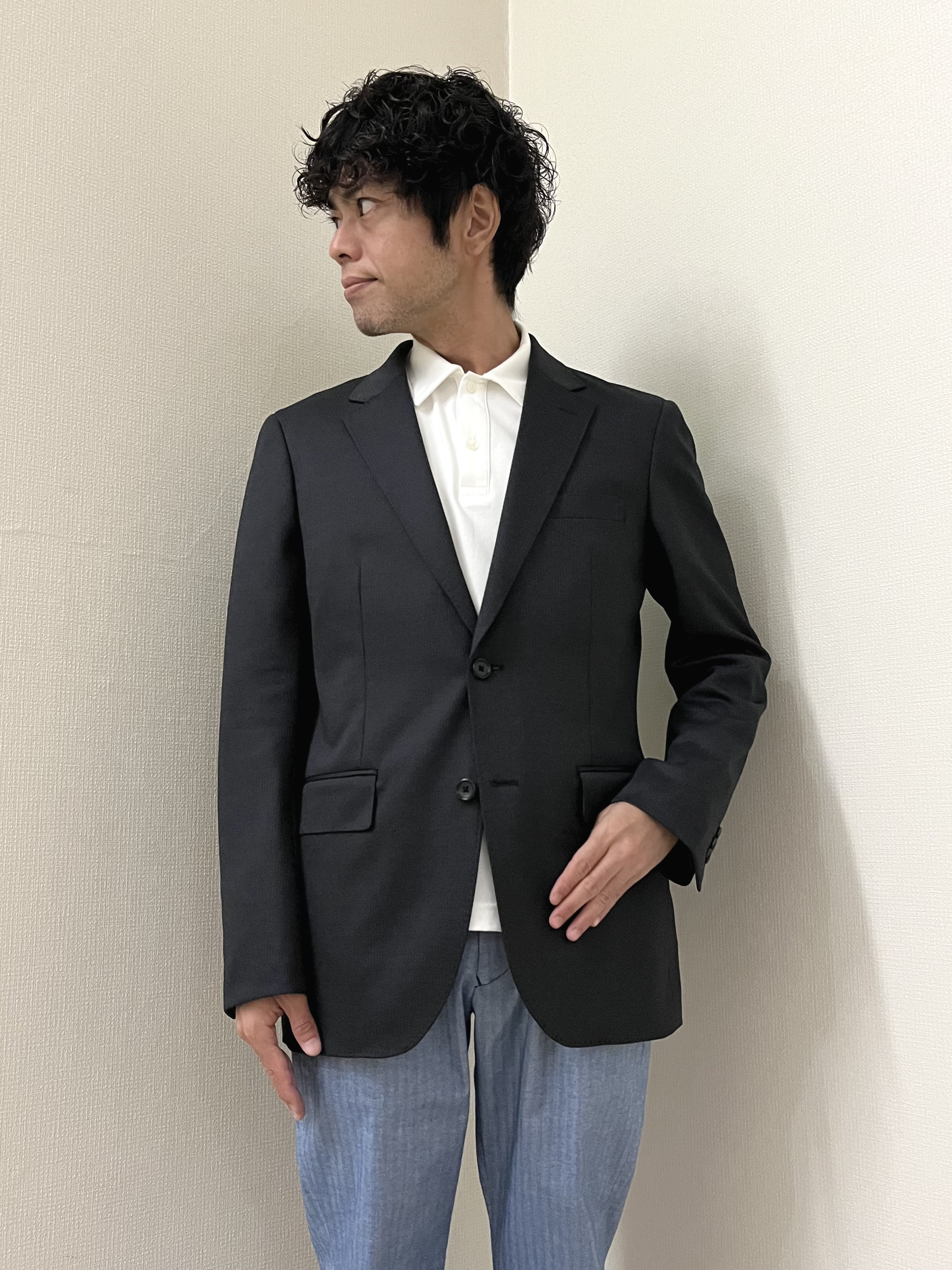URAさんの「TAKEO KIKUCHI｜【BOWLER HAT LABEL】ピンヘッドジャージ ジャケット」を使ったコーディネート