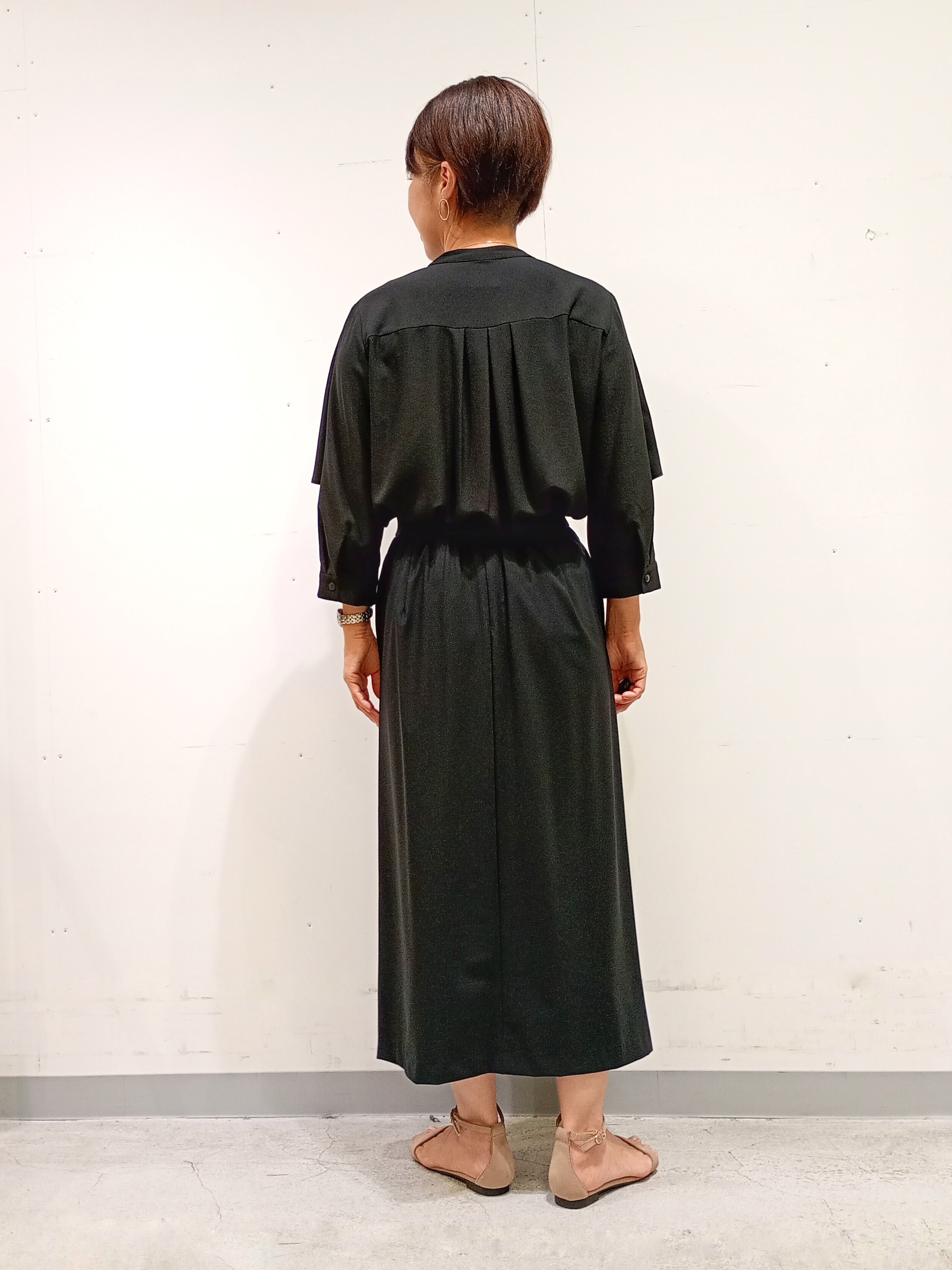 Kさんの「INDIVI｜【接触冷感/UVケア/夏羽織り/着る日傘】ケープ風ブラウス」を使ったコーディネート